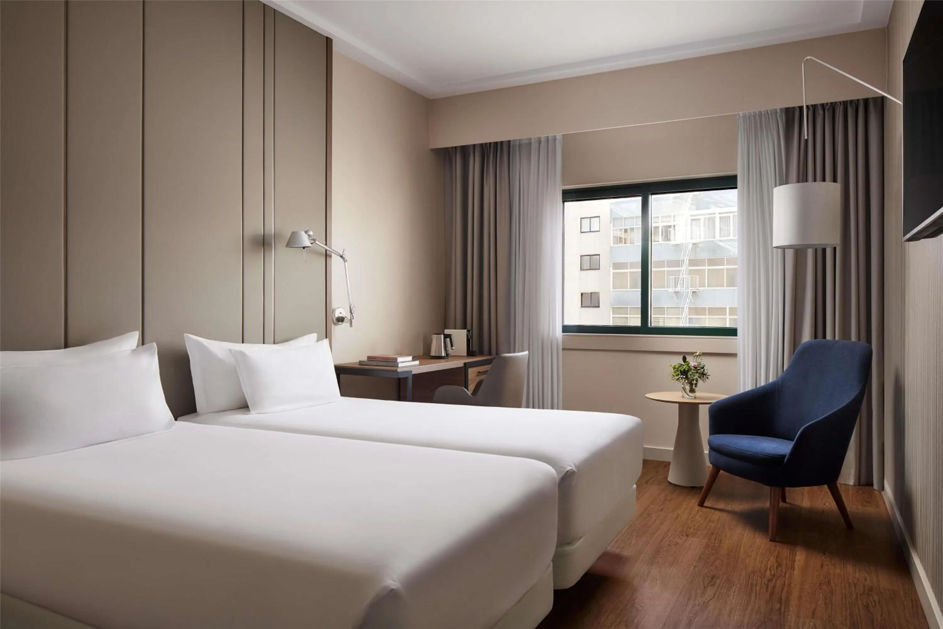 Bedroom, Bed in NH Lisboa Campo Grande