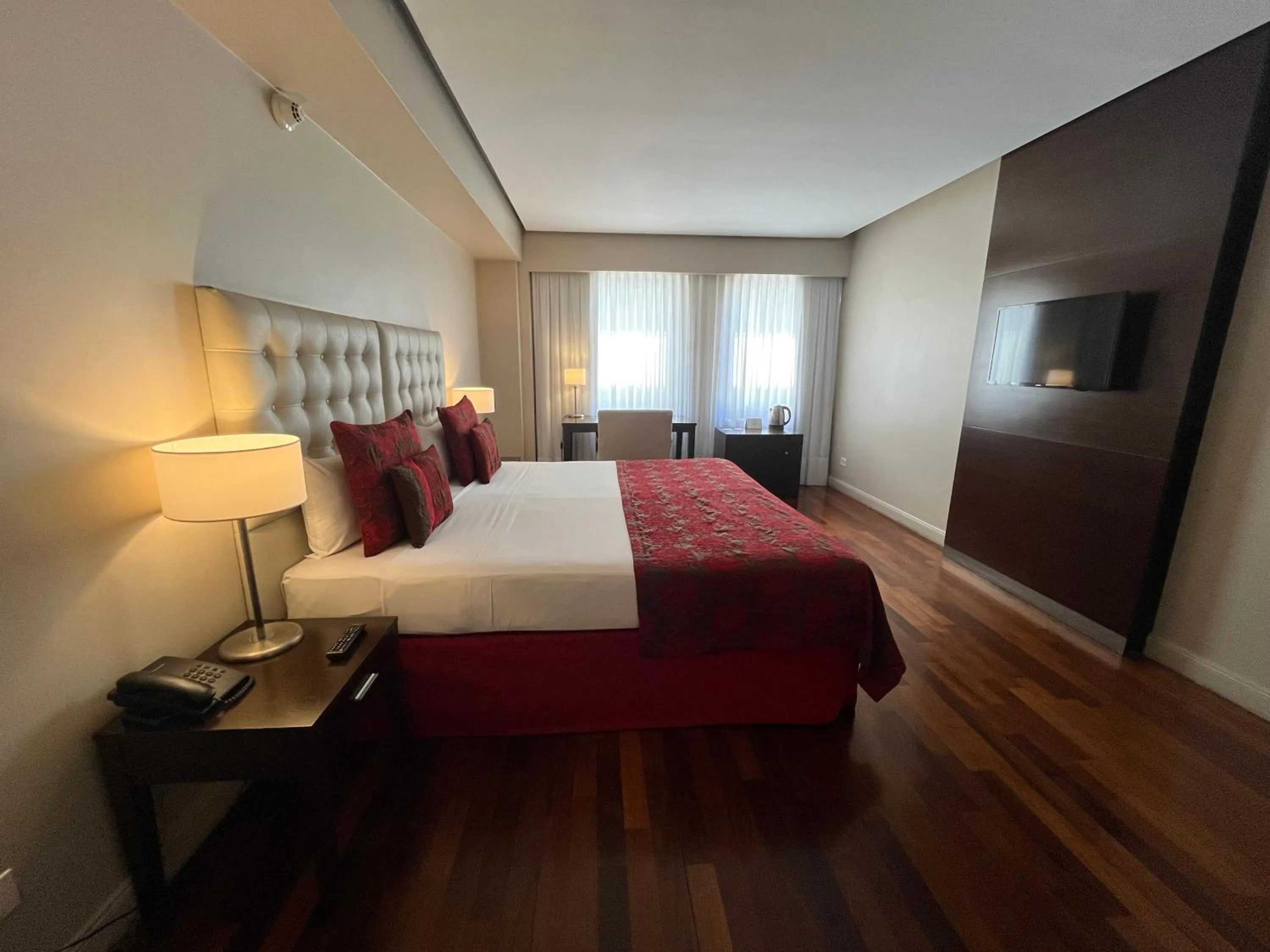 Bed in Kenton Palace Buenos Aires