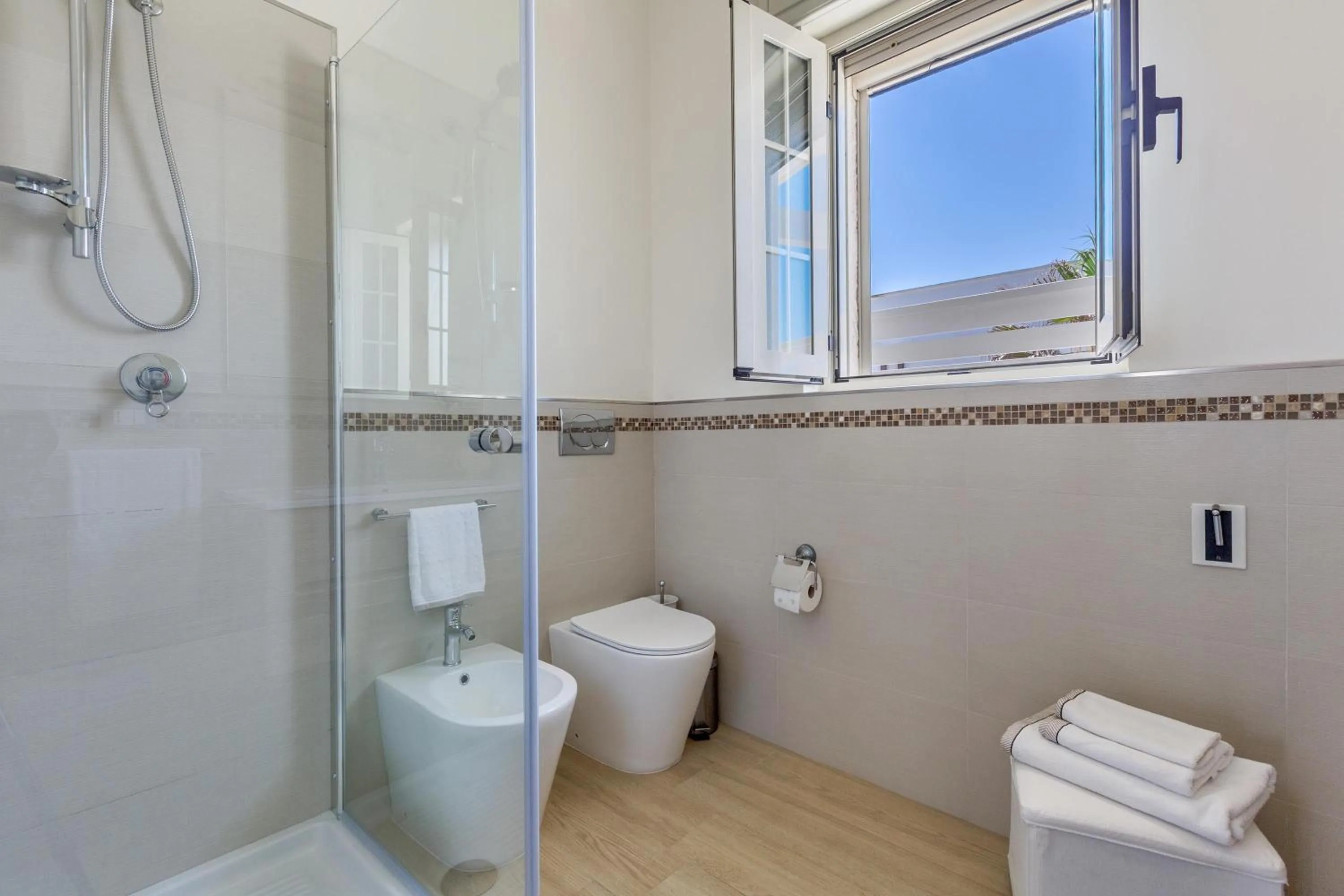 Bathroom in L'Attico di Alessia by Perle di Puglia