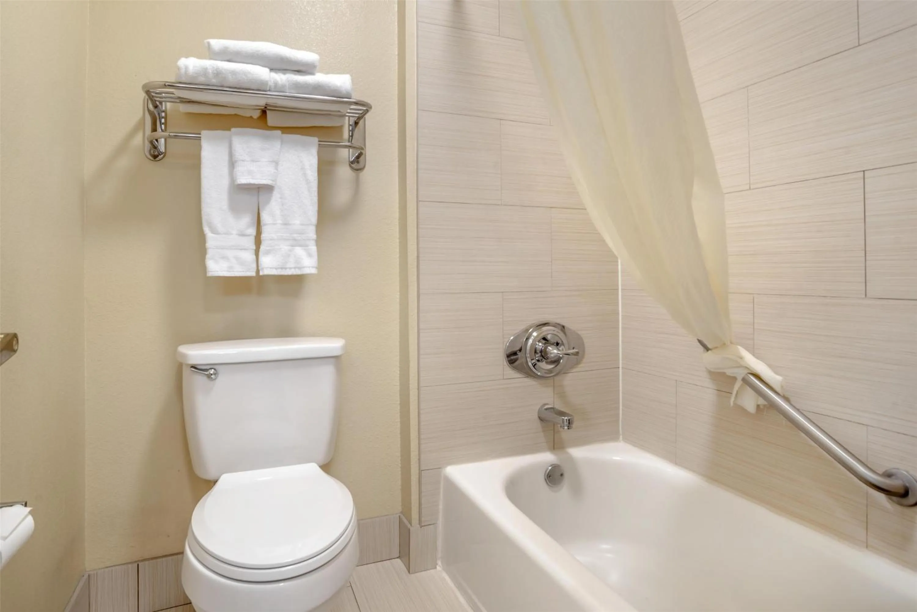 Bathroom in Best Western Plus Bessemer