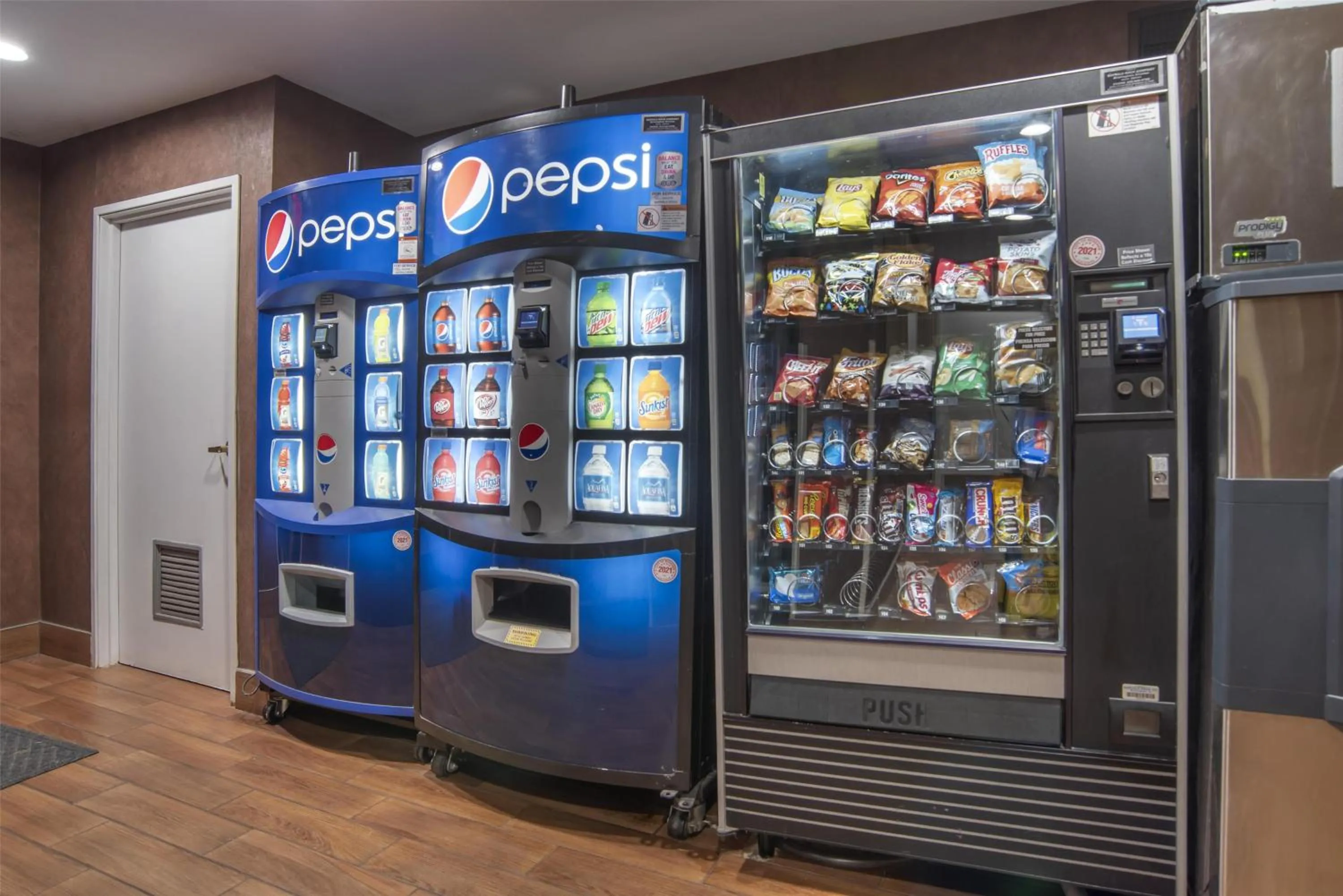 Property building in Best Western Plus Bessemer