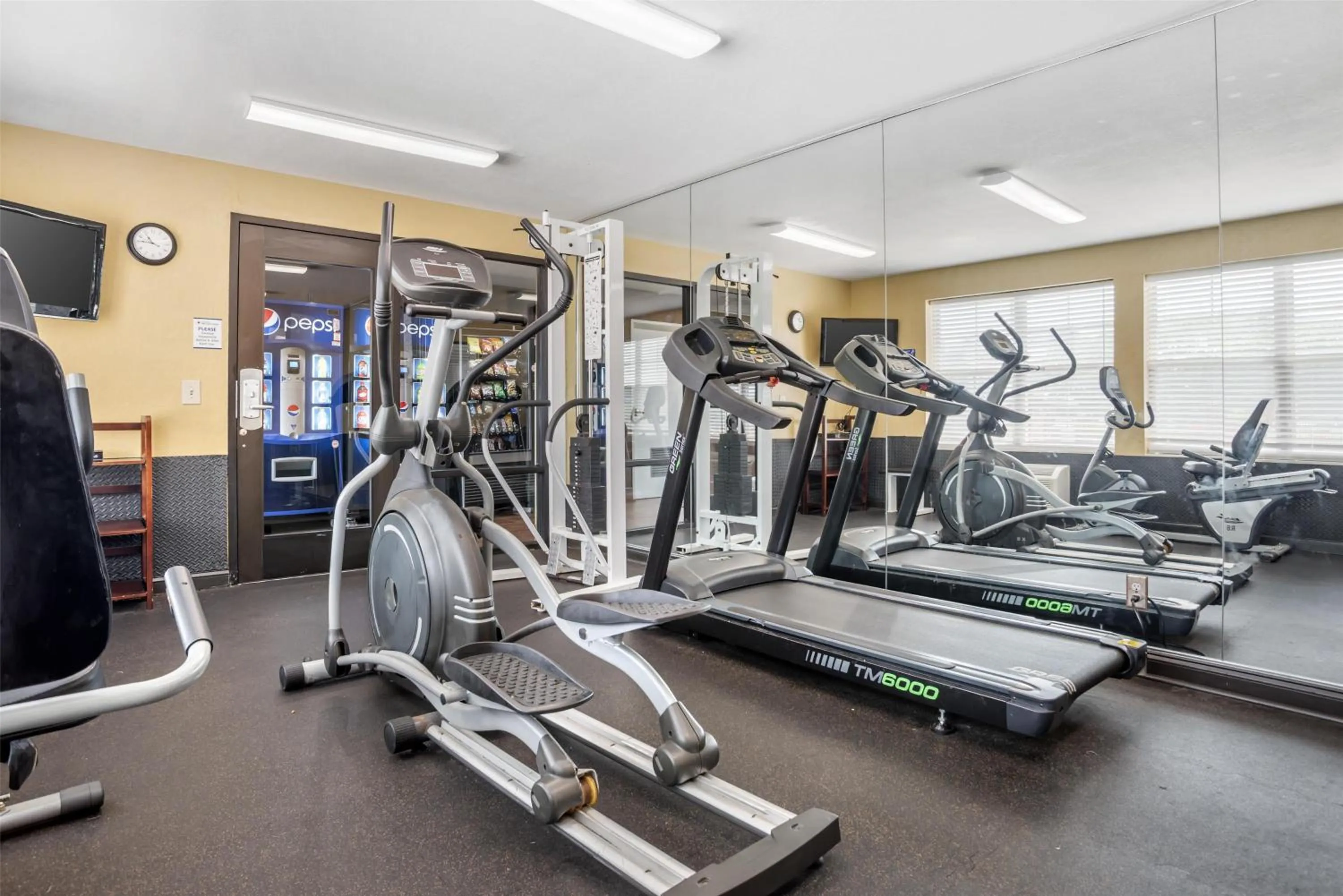 Fitness centre/facilities in Best Western Plus Bessemer