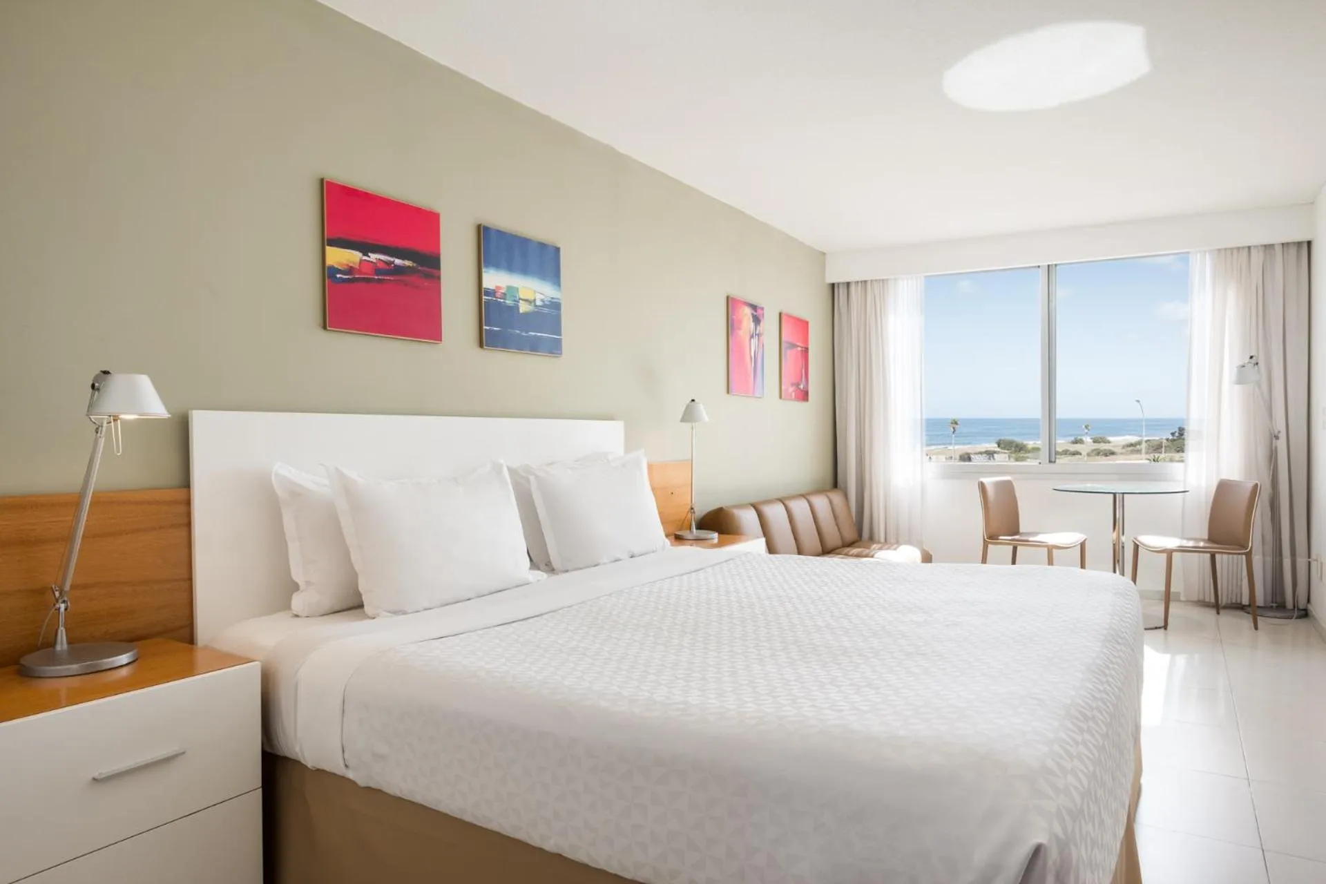 Photo of the whole room, Bed in UY Proa Sur Hotel