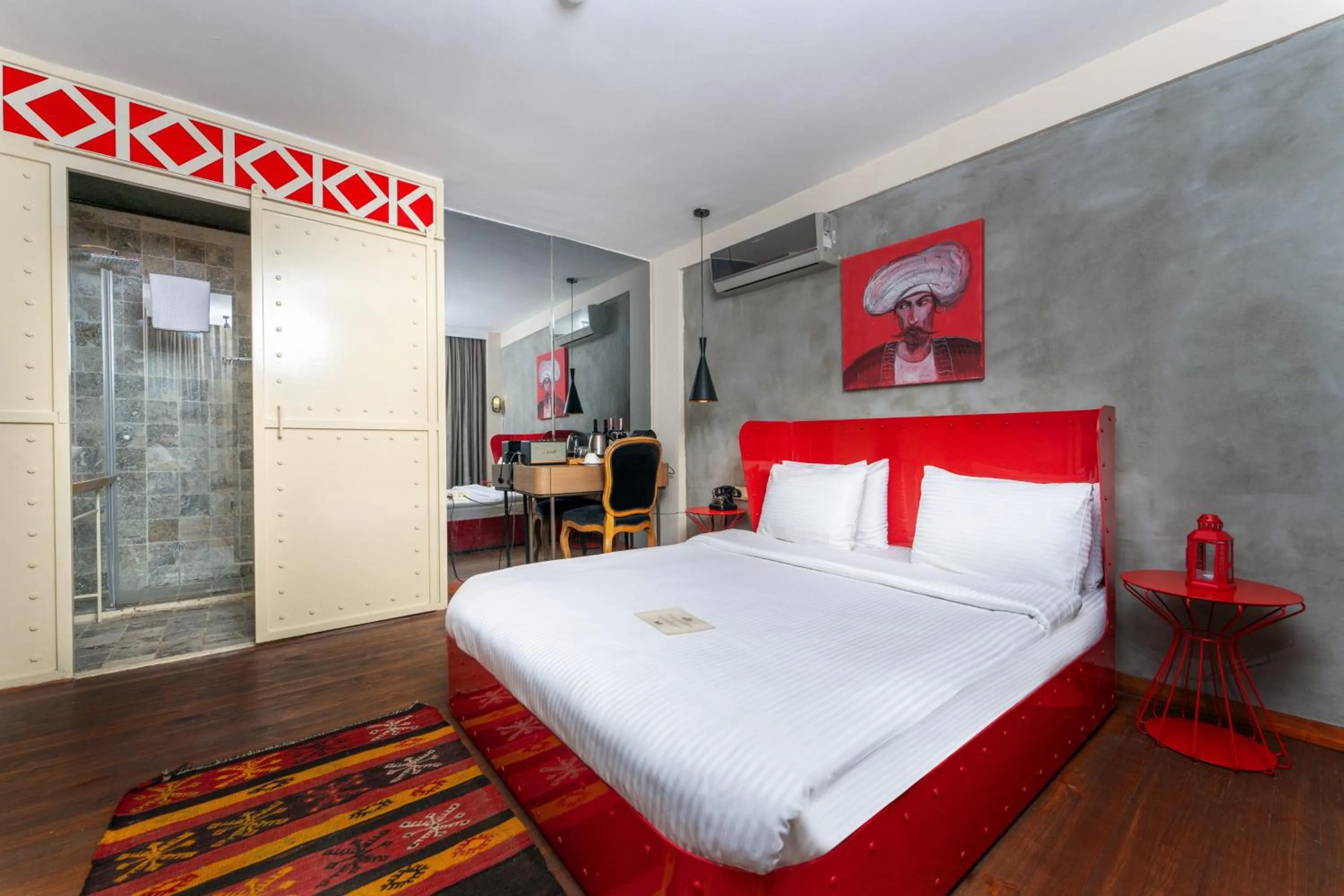Bedroom, Bed in SuB Karakoy - Special Category