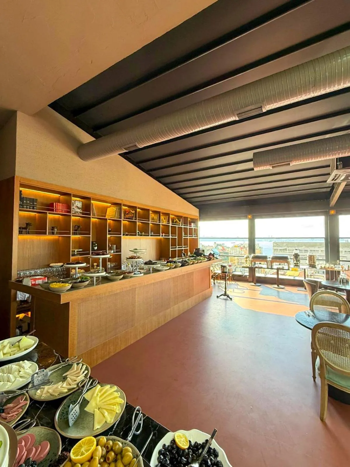 Breakfast in SuB Karakoy - Special Category