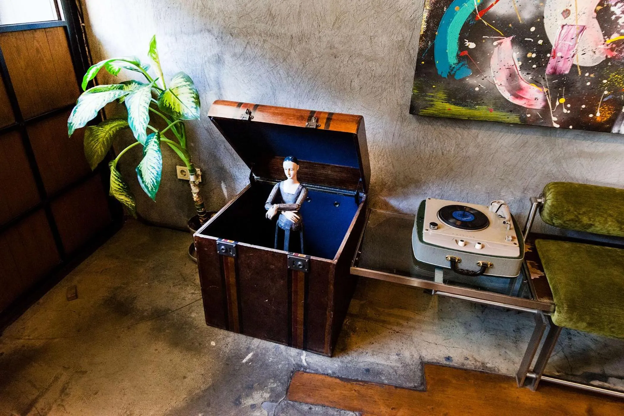 Decorative detail in SuB Karakoy - Special Category