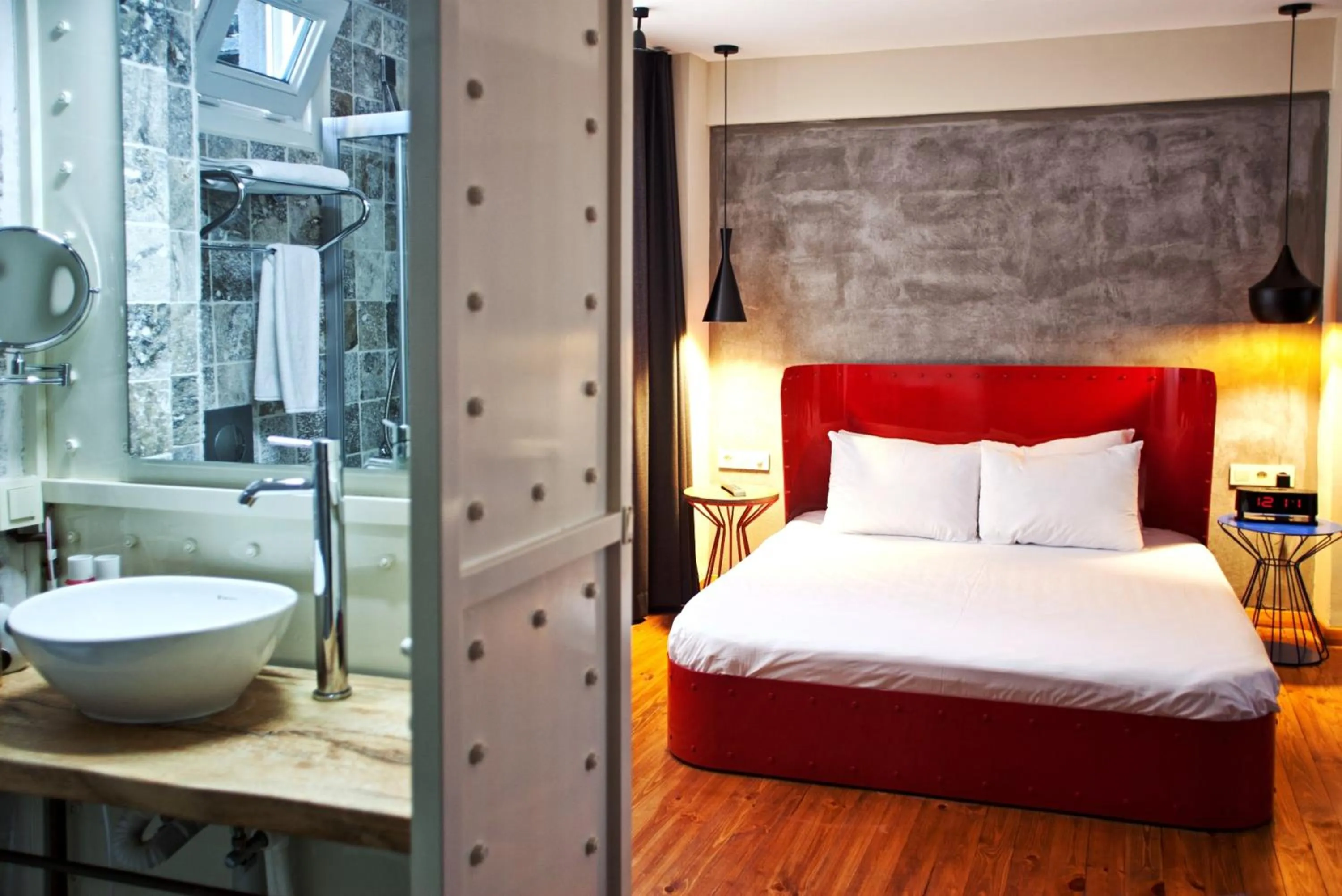 Bed in SuB Karakoy - Special Category