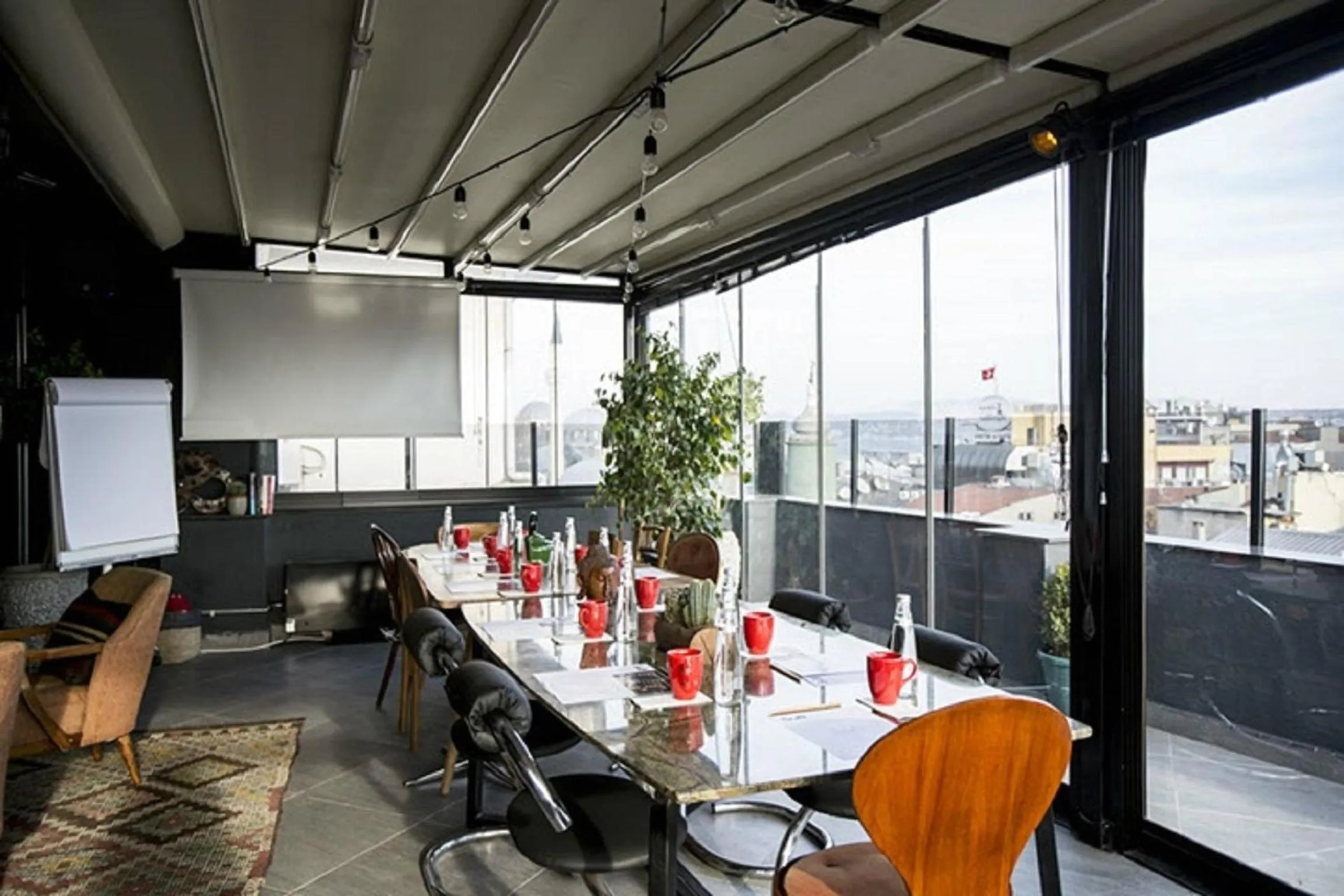 Lounge or bar in SuB Karakoy - Special Category