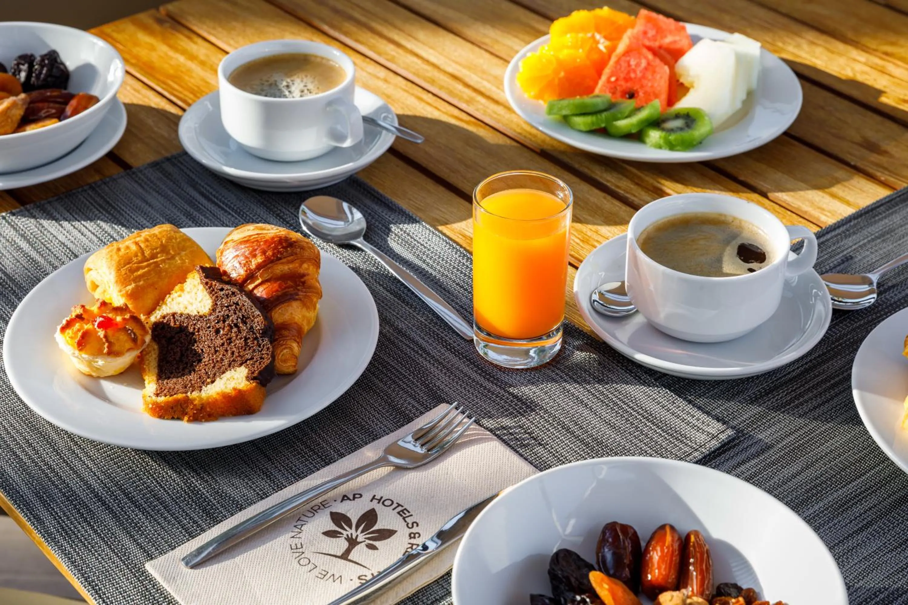 Breakfast in AP Cabanas Beach & Nature - Adults Friendly