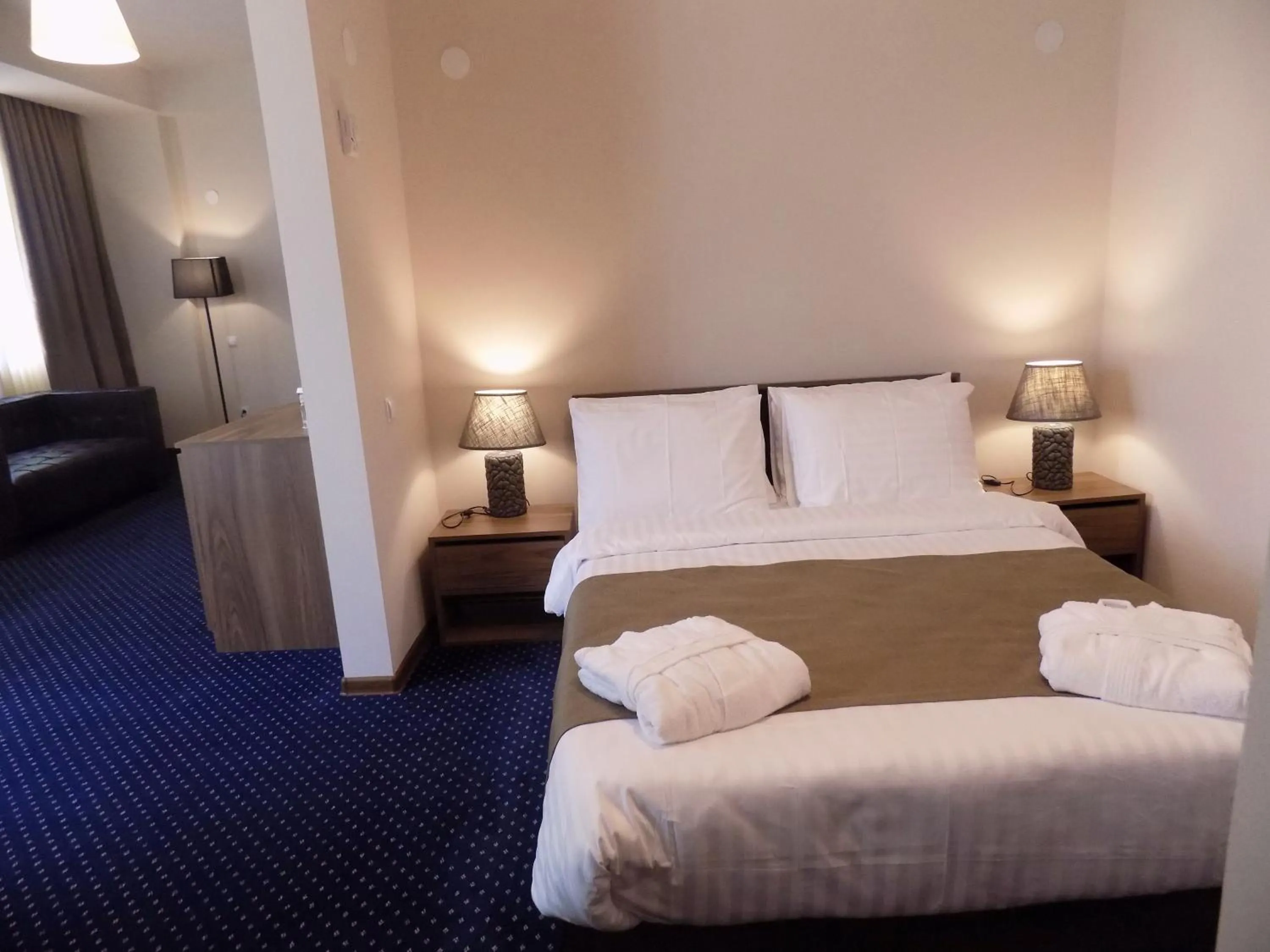 Bed in Garden Palace