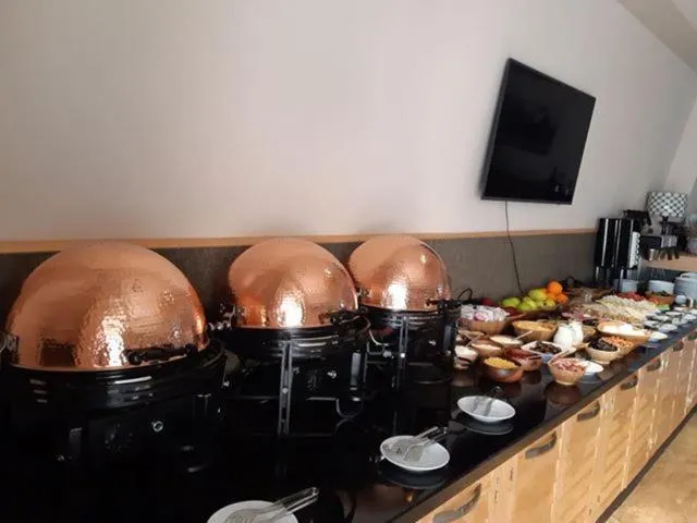 Breakfast in Garden Palace