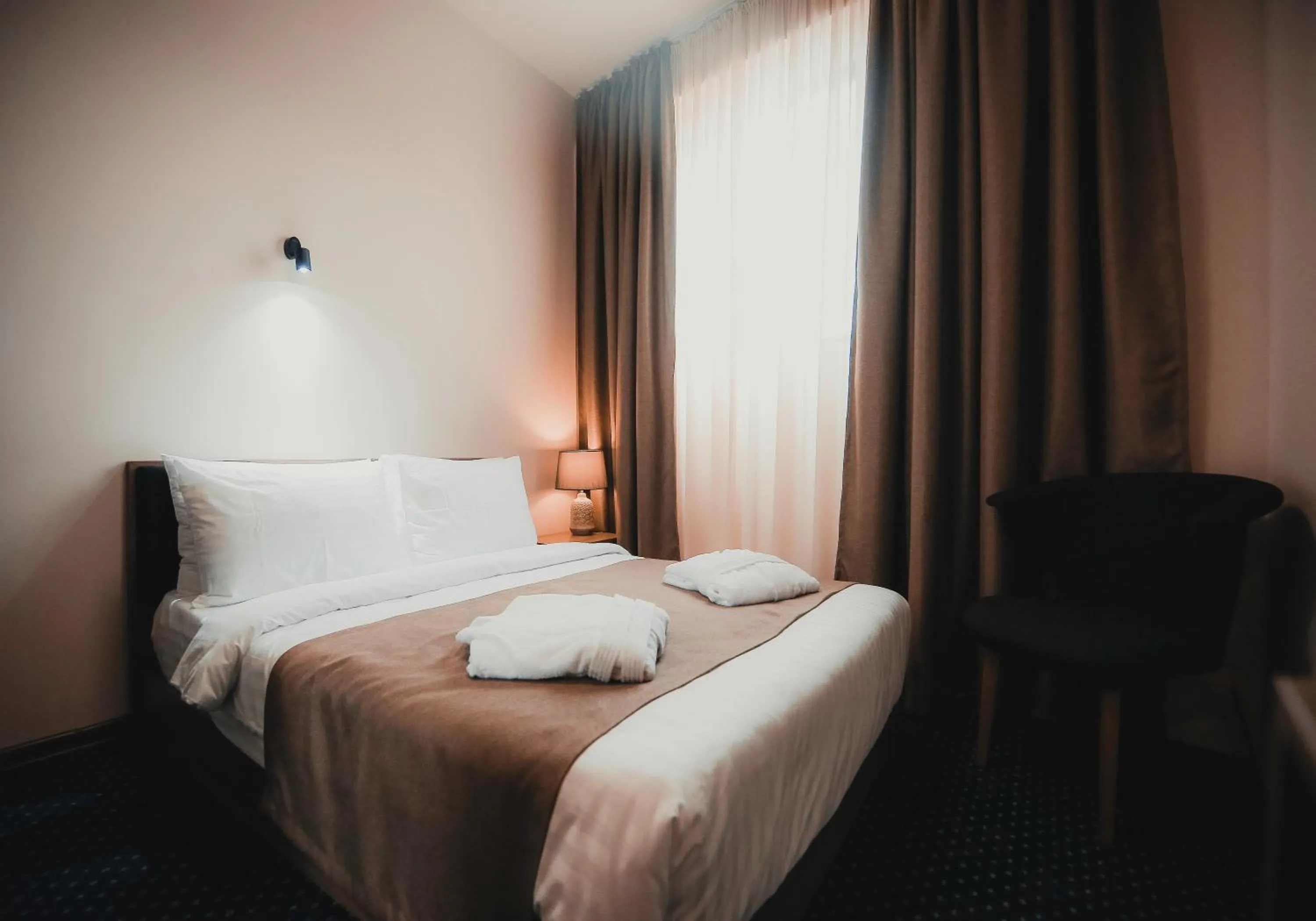 Bed in Garden Palace