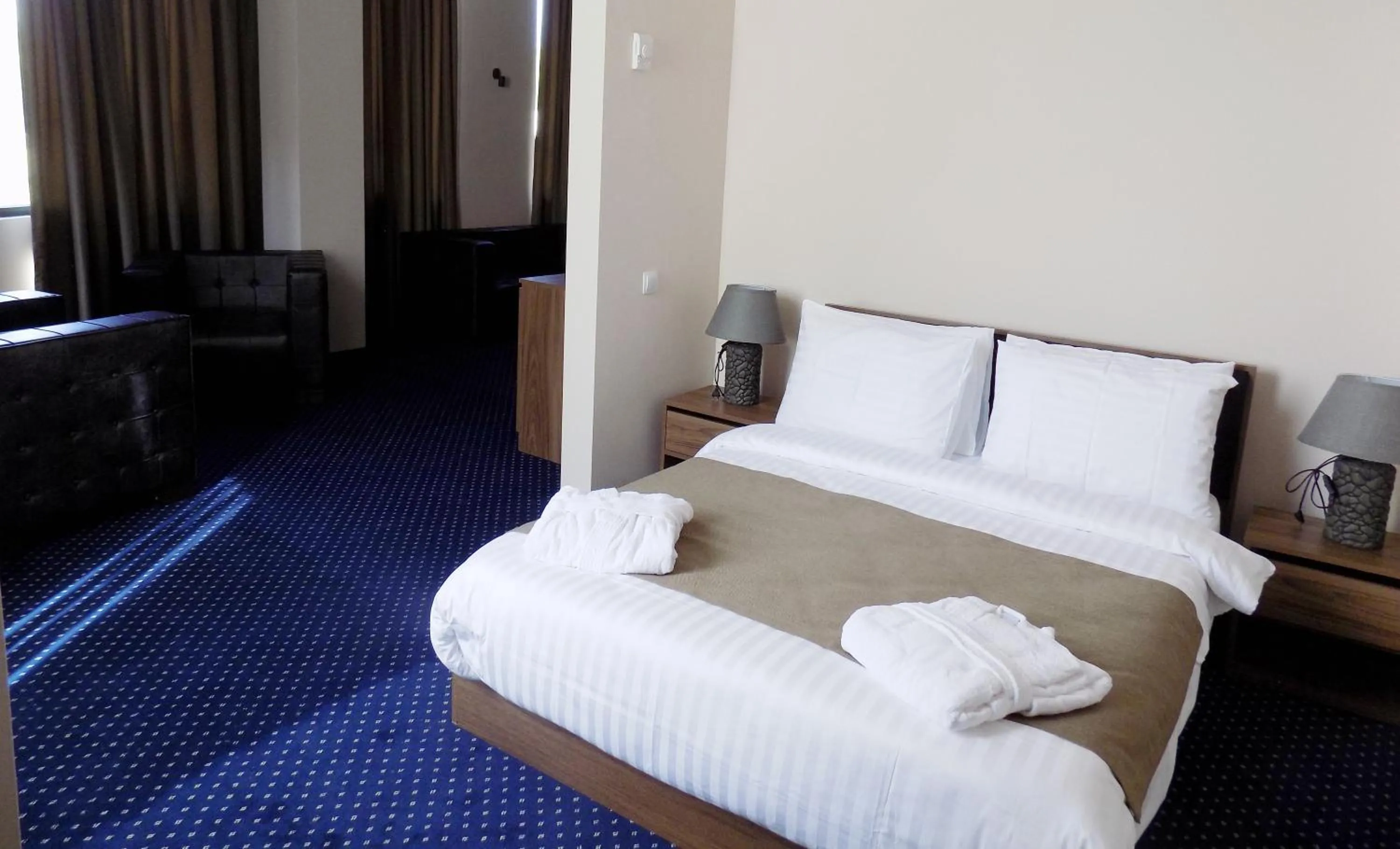 Bed in Garden Palace