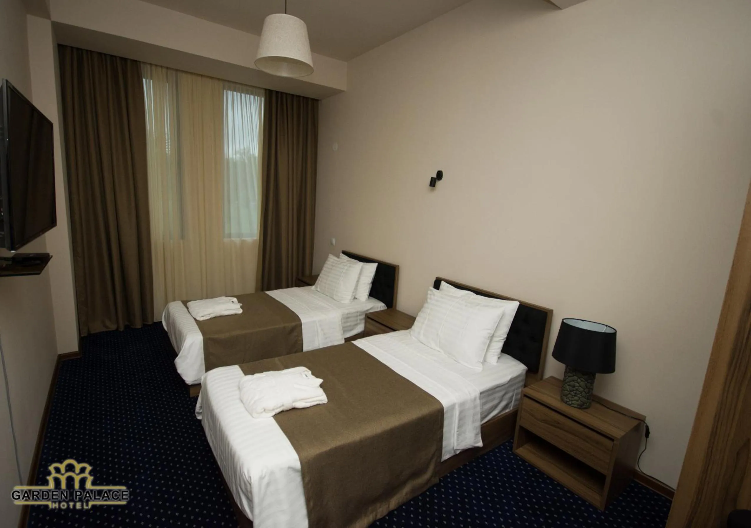 Bed in Garden Palace