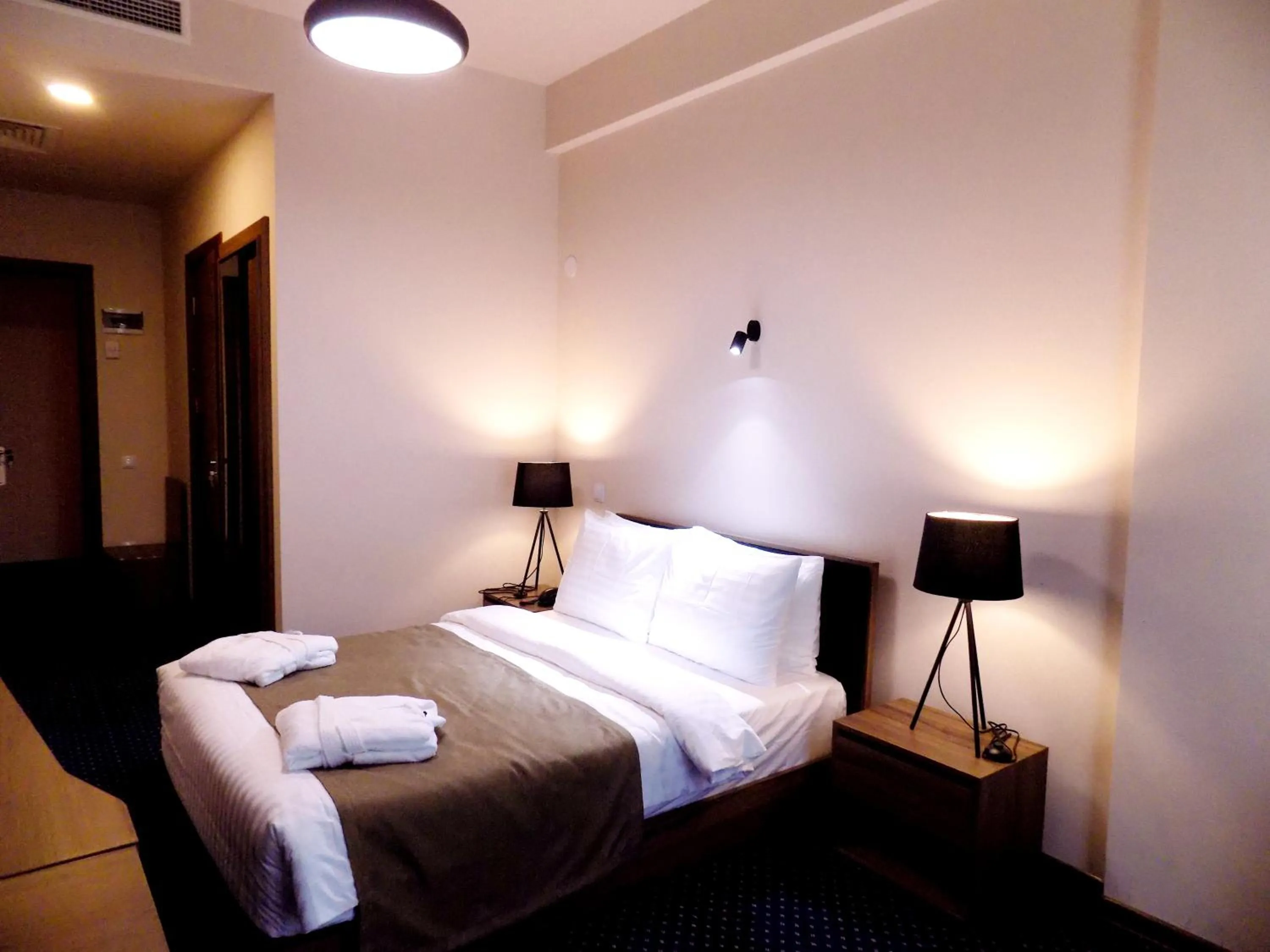 Bed in Garden Palace