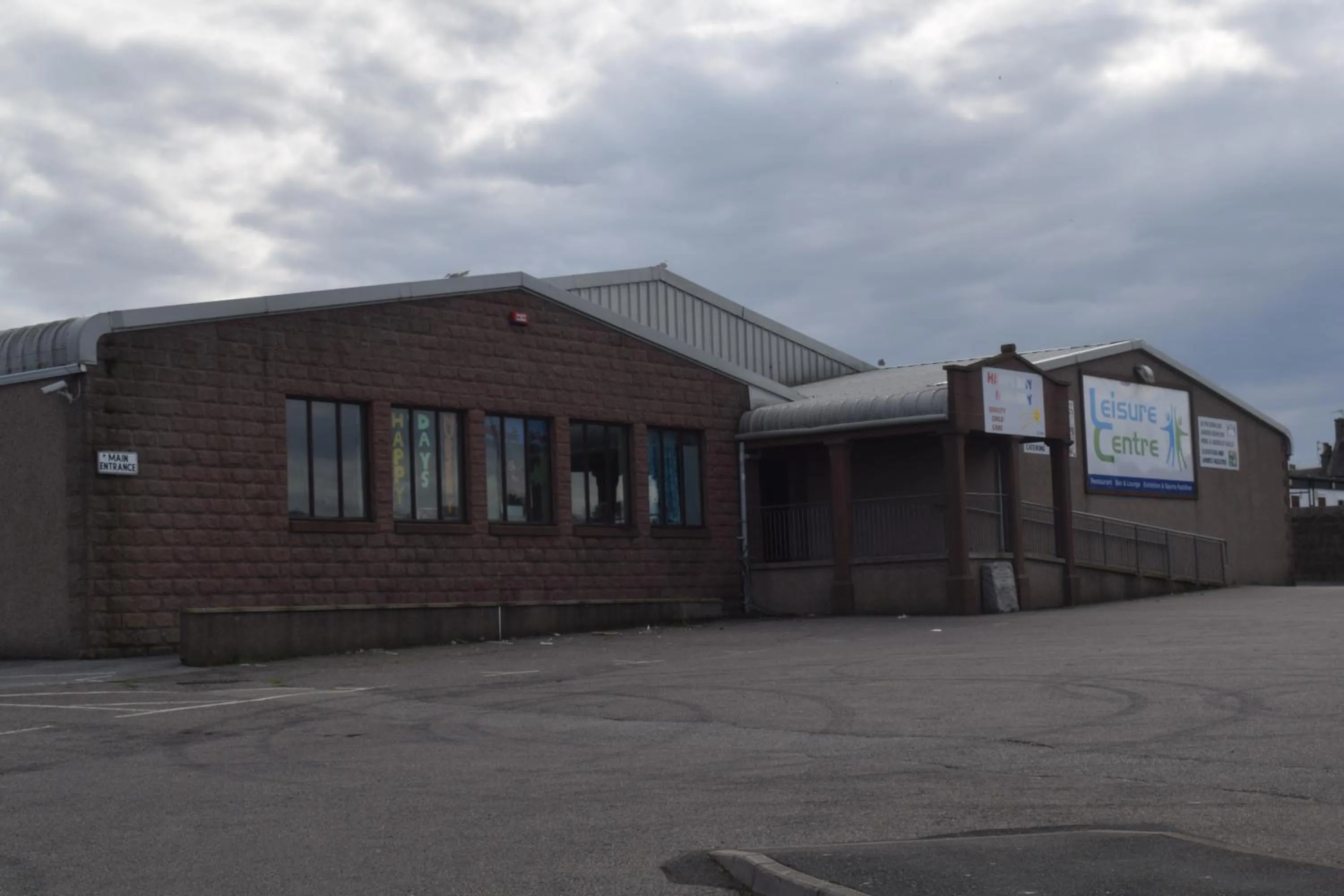 Restaurant/places to eat in Cheers Cafe Bar & Tavern