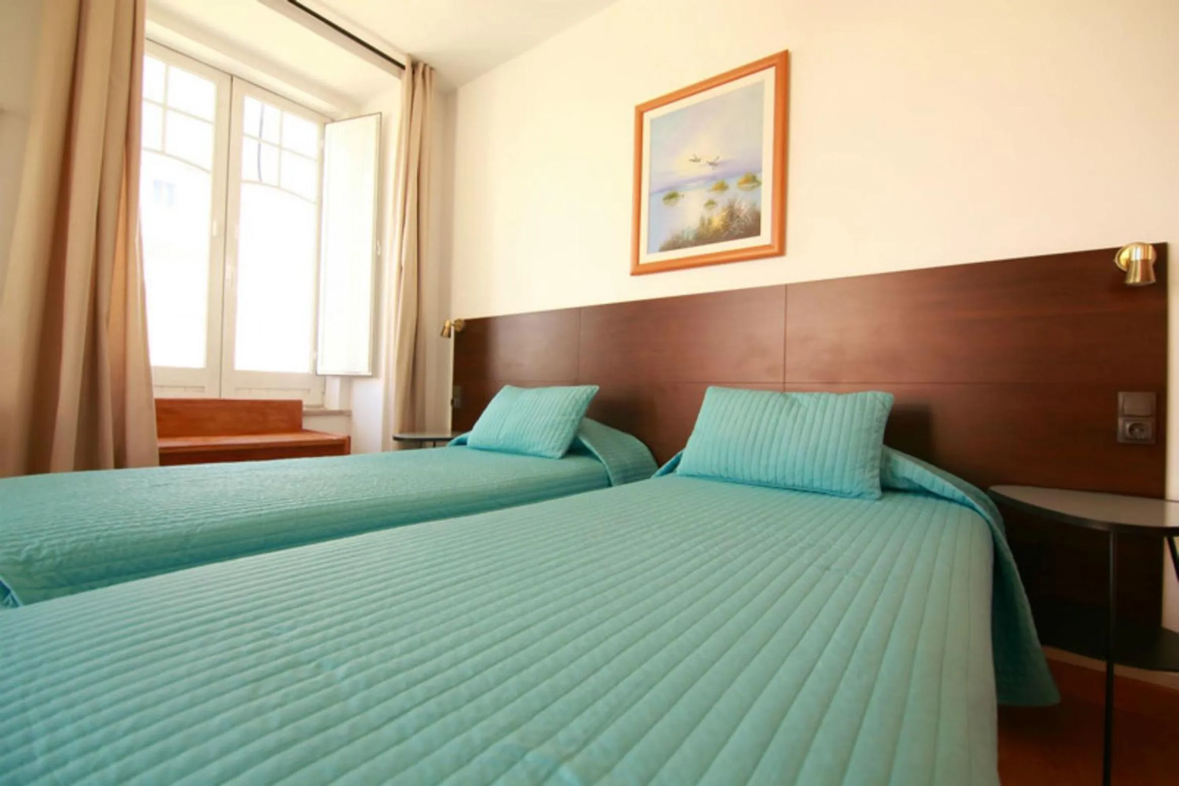 Bedroom, Bed in Residencial Joao XXI