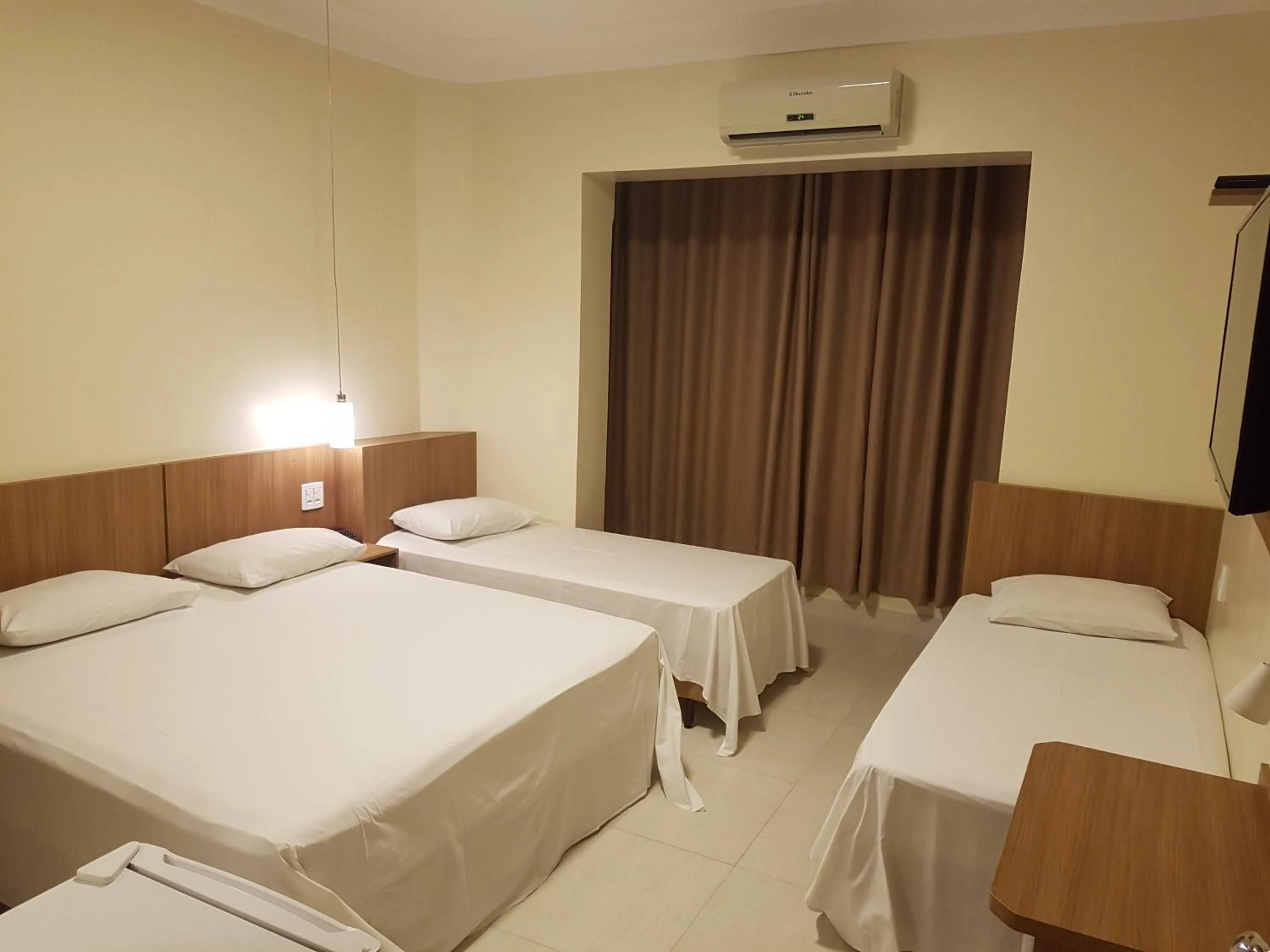 Photo of the whole room, Bed in Oft Place Hotel