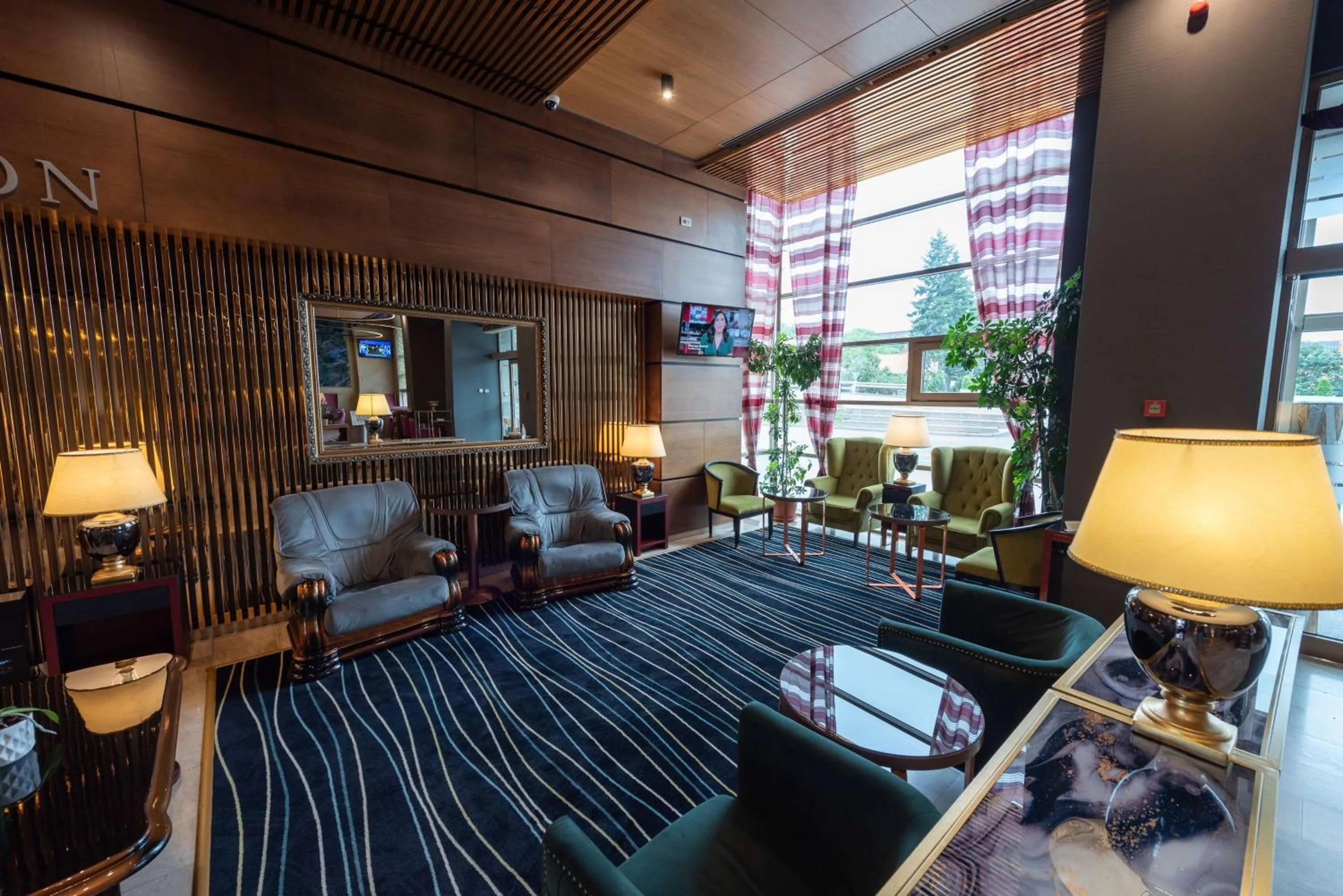 Lobby or reception in Wyndham Cluj