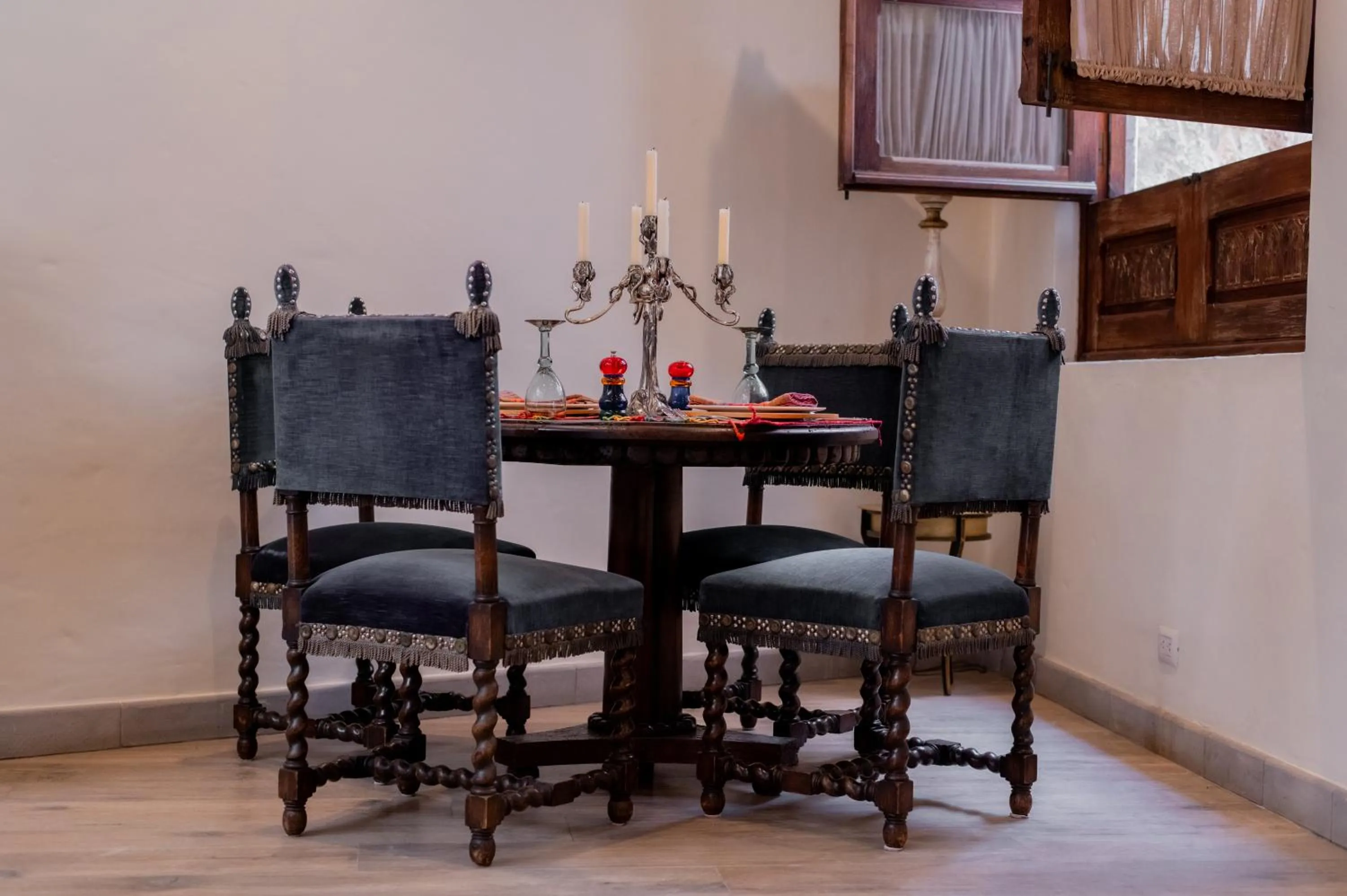 Dining area in Casa Sollano 34