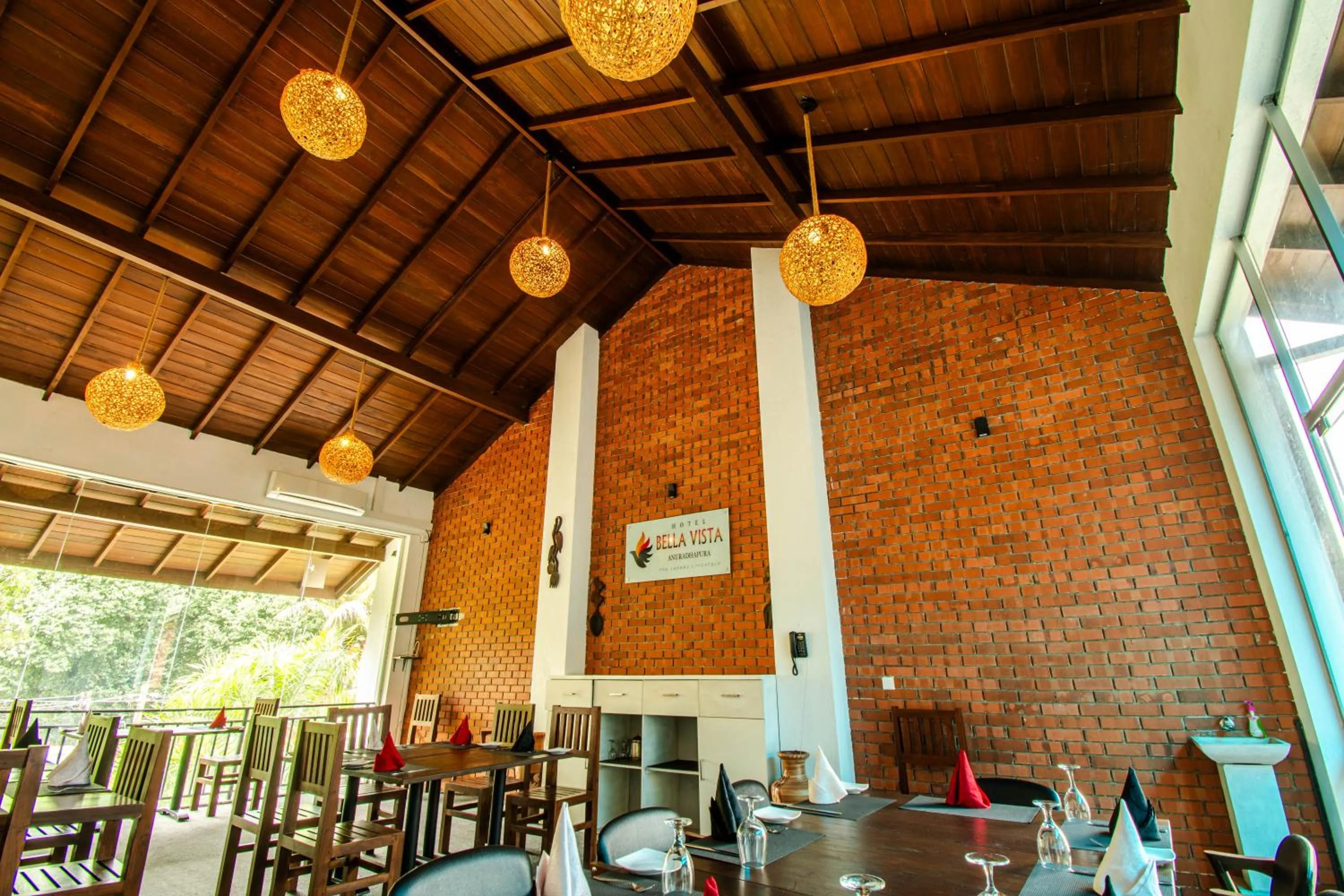 Restaurant/places to eat in Hotel Bella Vista