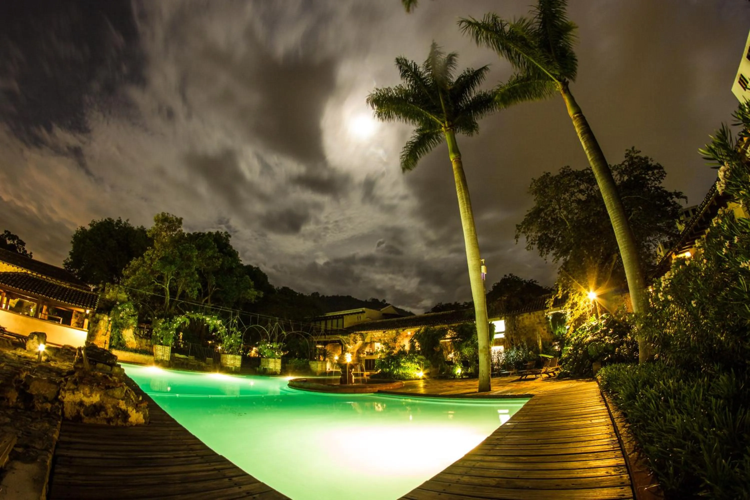 Swimming pool in Hotel Museo Spa Casa Santo Domingo
