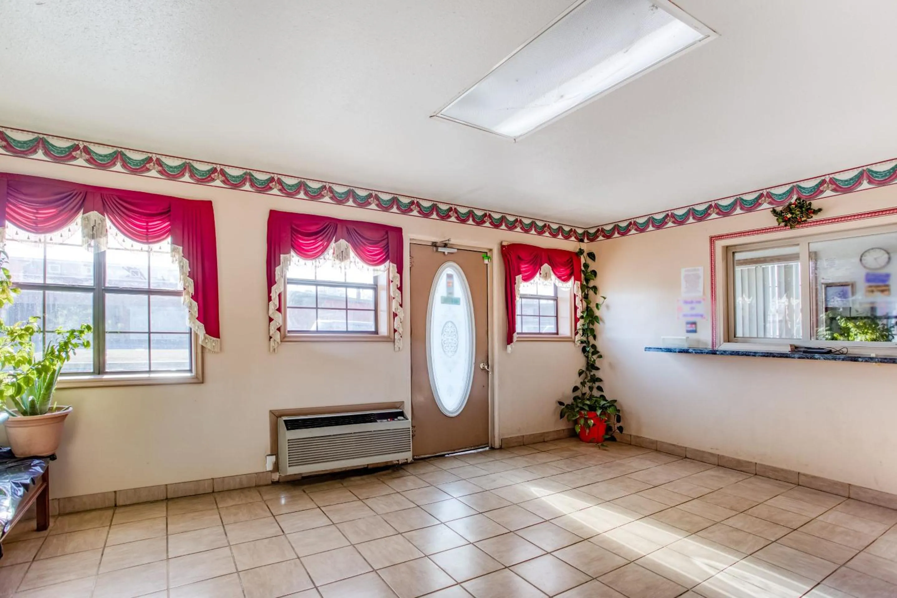 Lobby or reception in OYO Hotel Bald Knob near Searcy AR