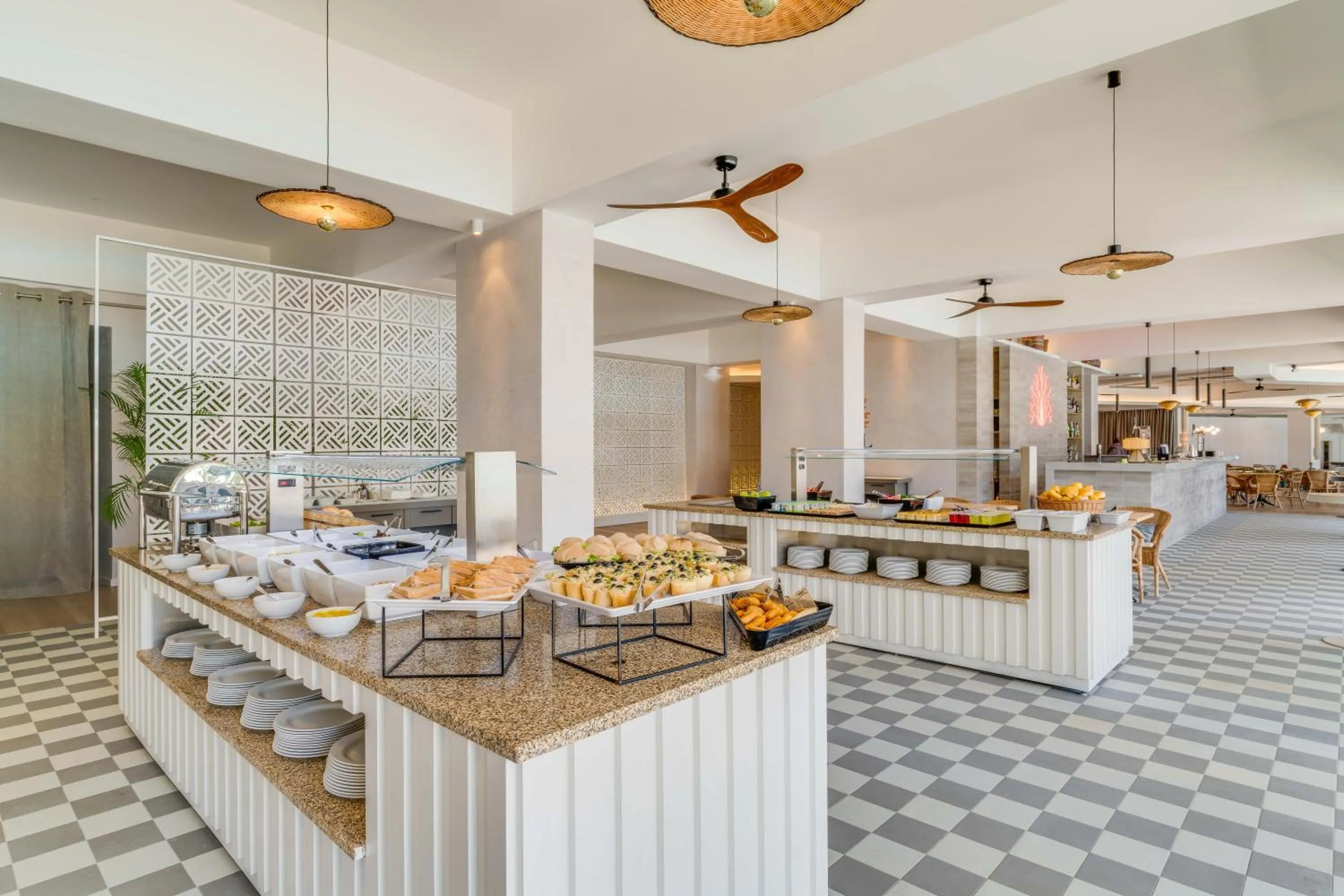 Food in Pestana Blue Alvor Beach - All Inclusive Hotel