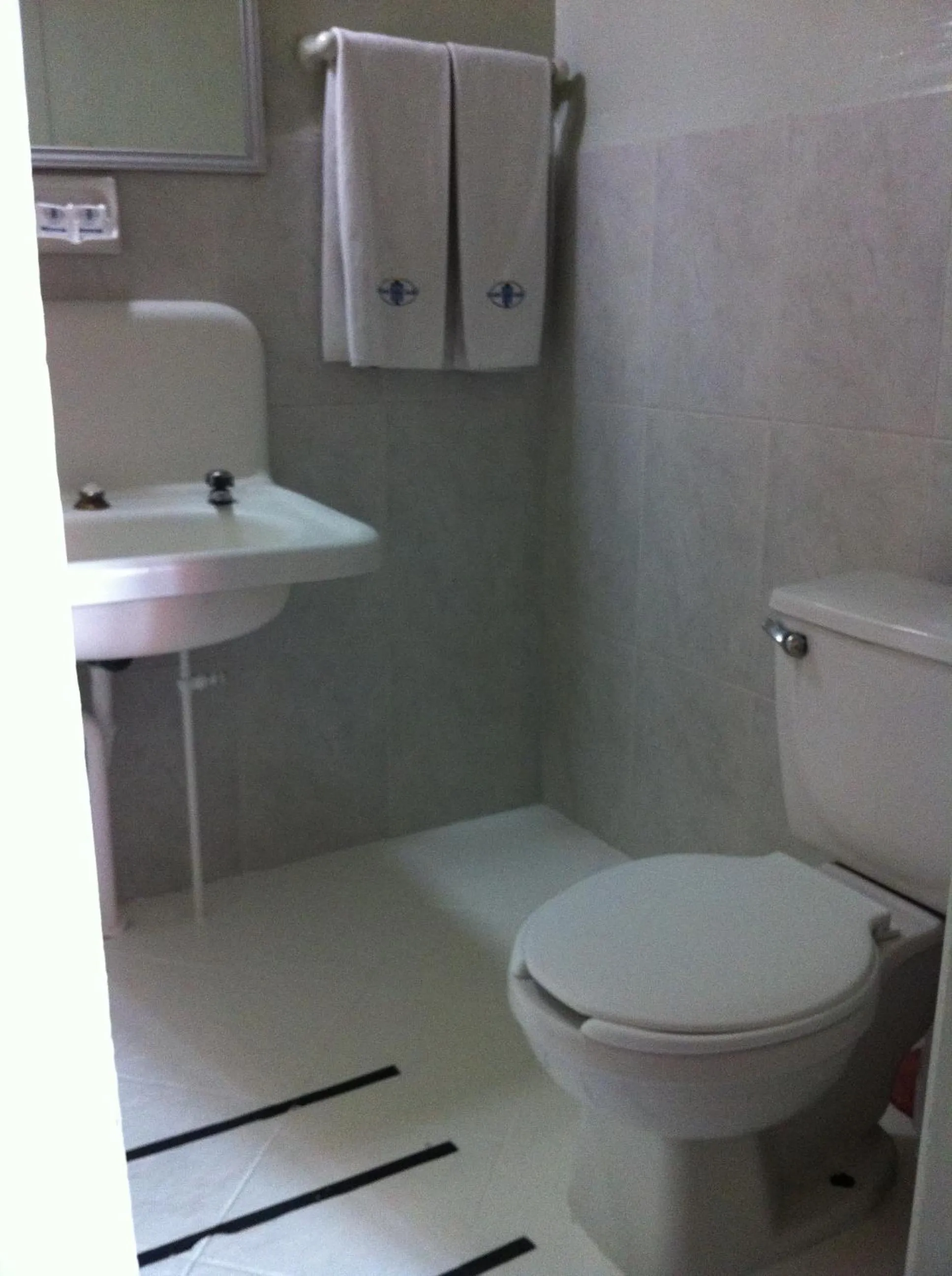 Bathroom in Hotel Isabel