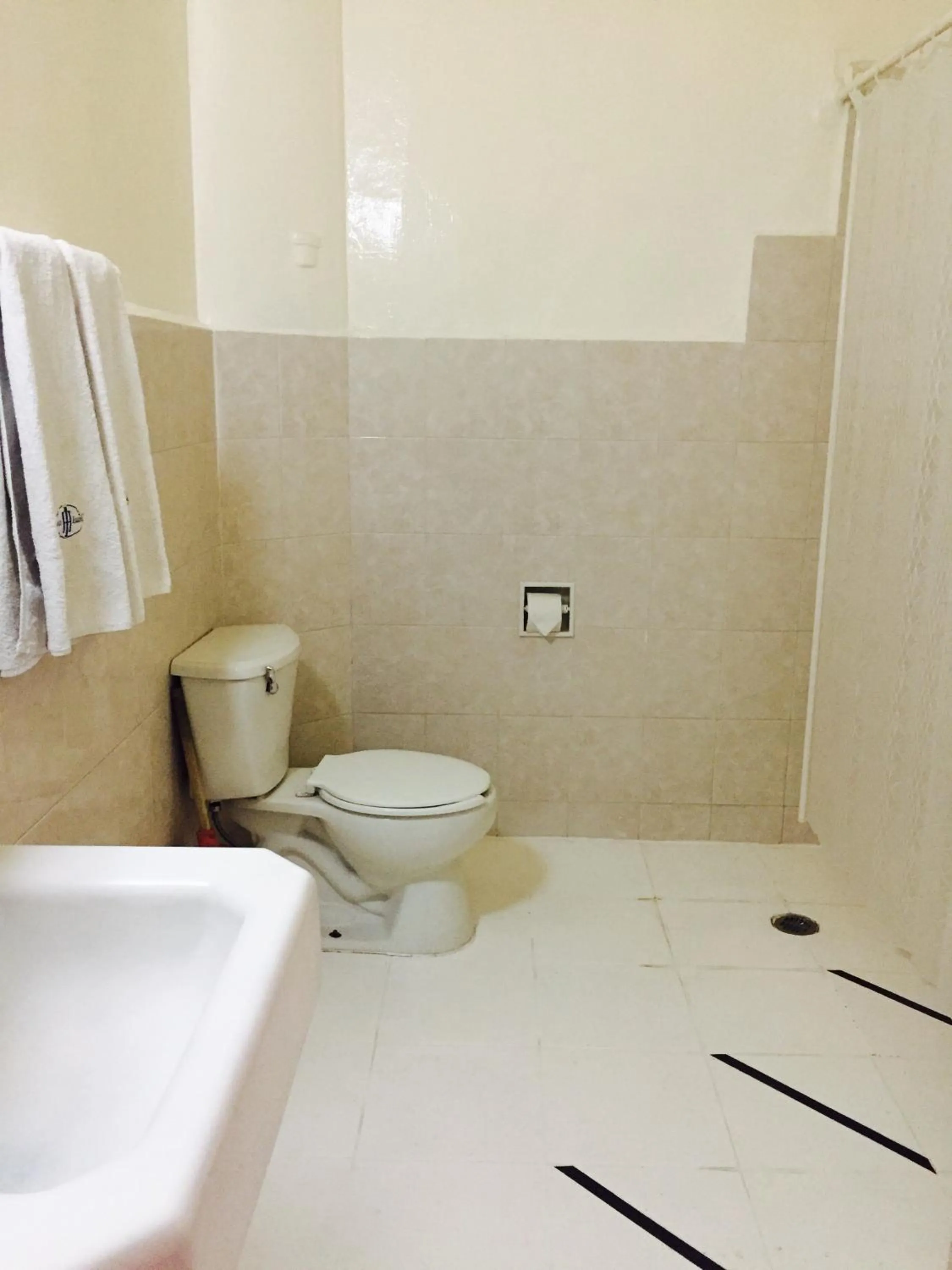 Bathroom in Hotel Isabel