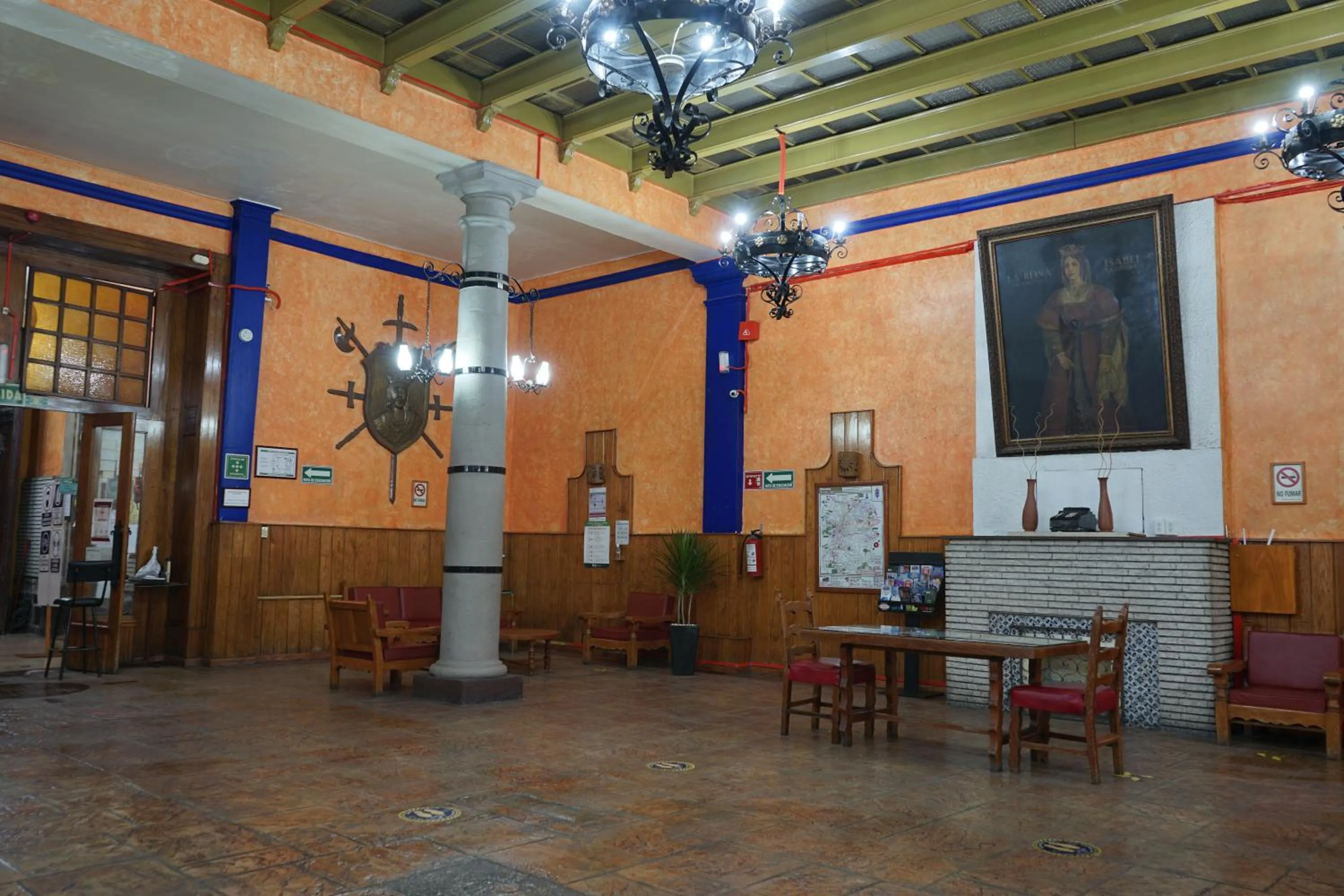 Lobby or reception in Hotel Isabel