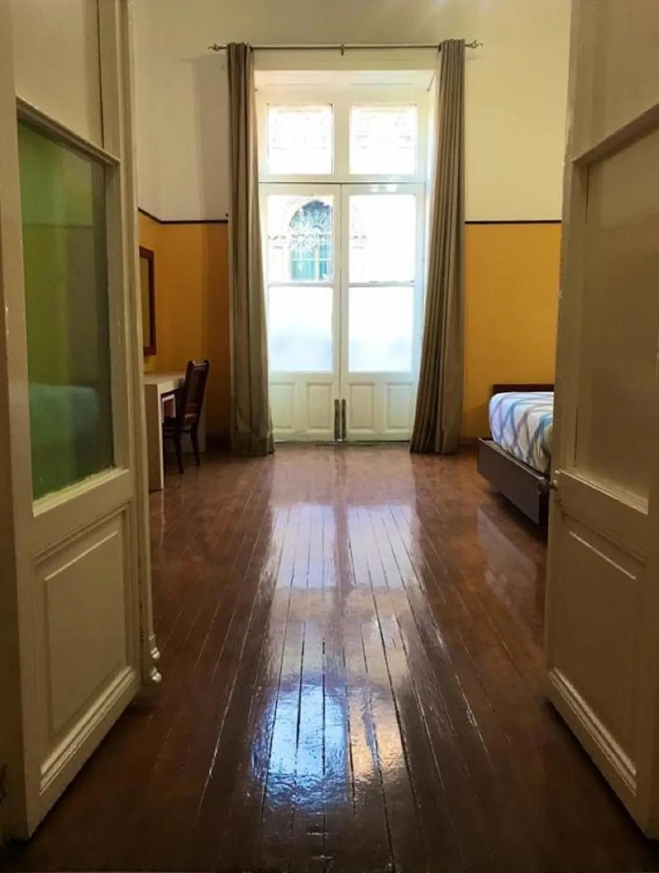 Staff in Hotel Isabel