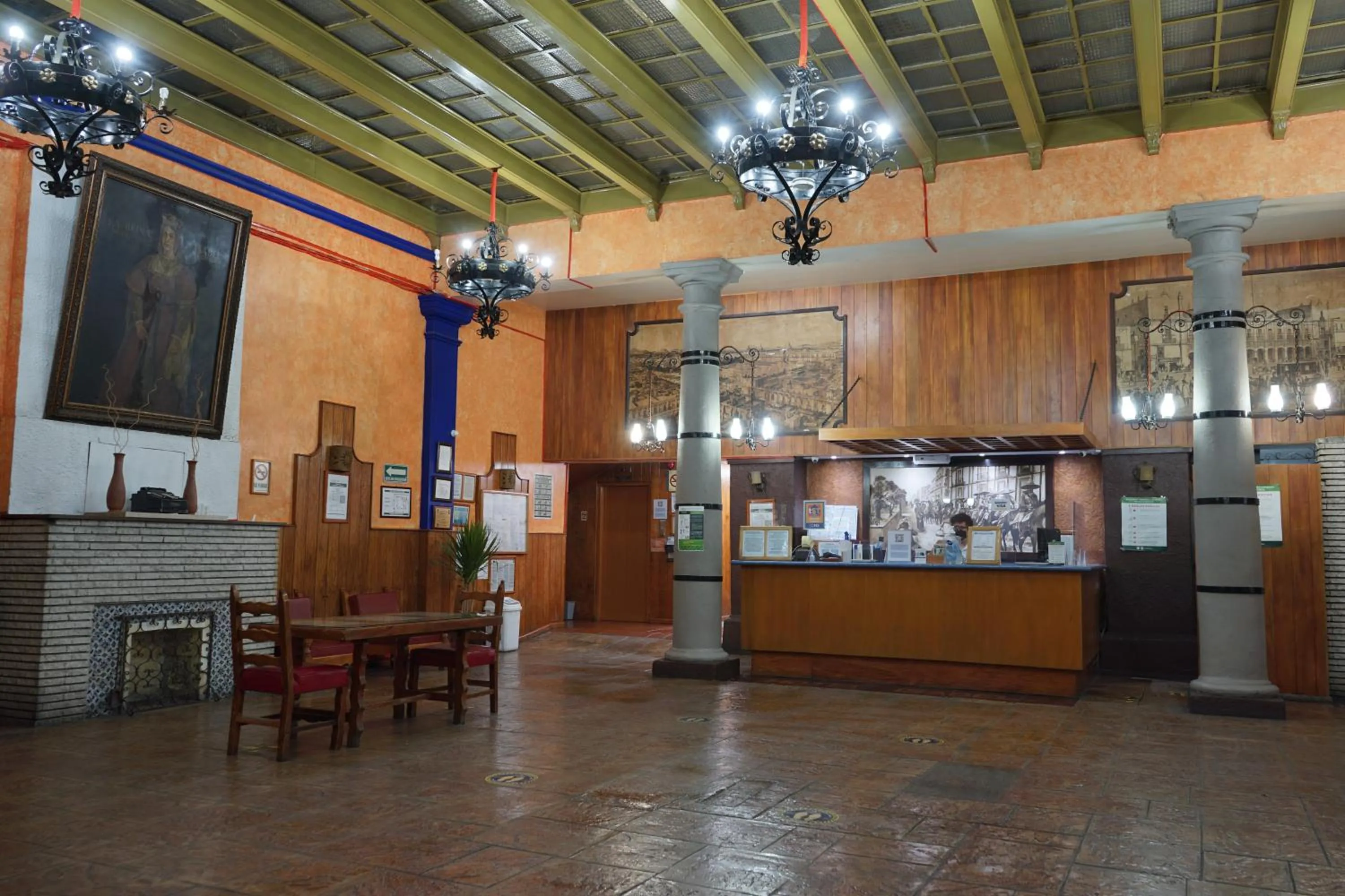 Lobby or reception in Hotel Isabel