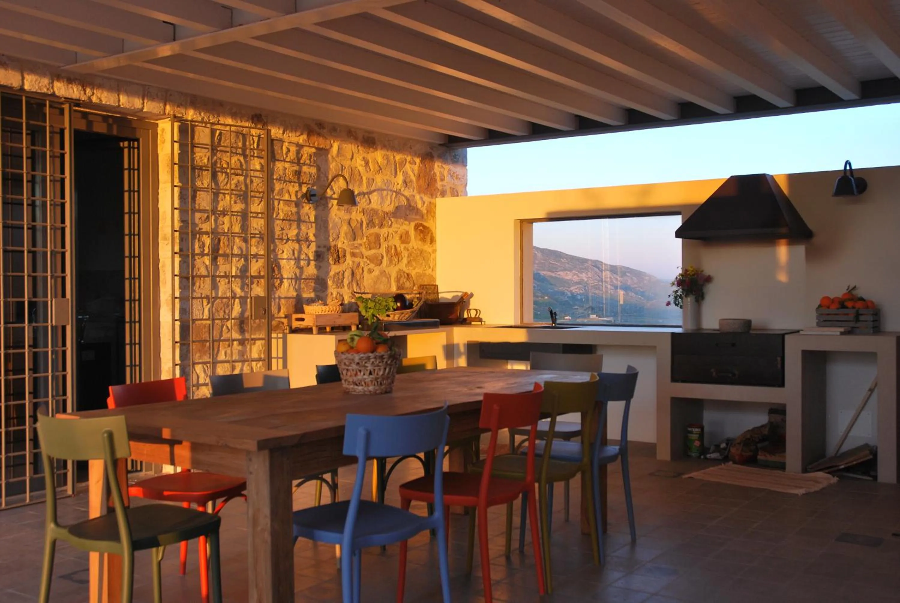 Restaurant/places to eat in La Mortilla