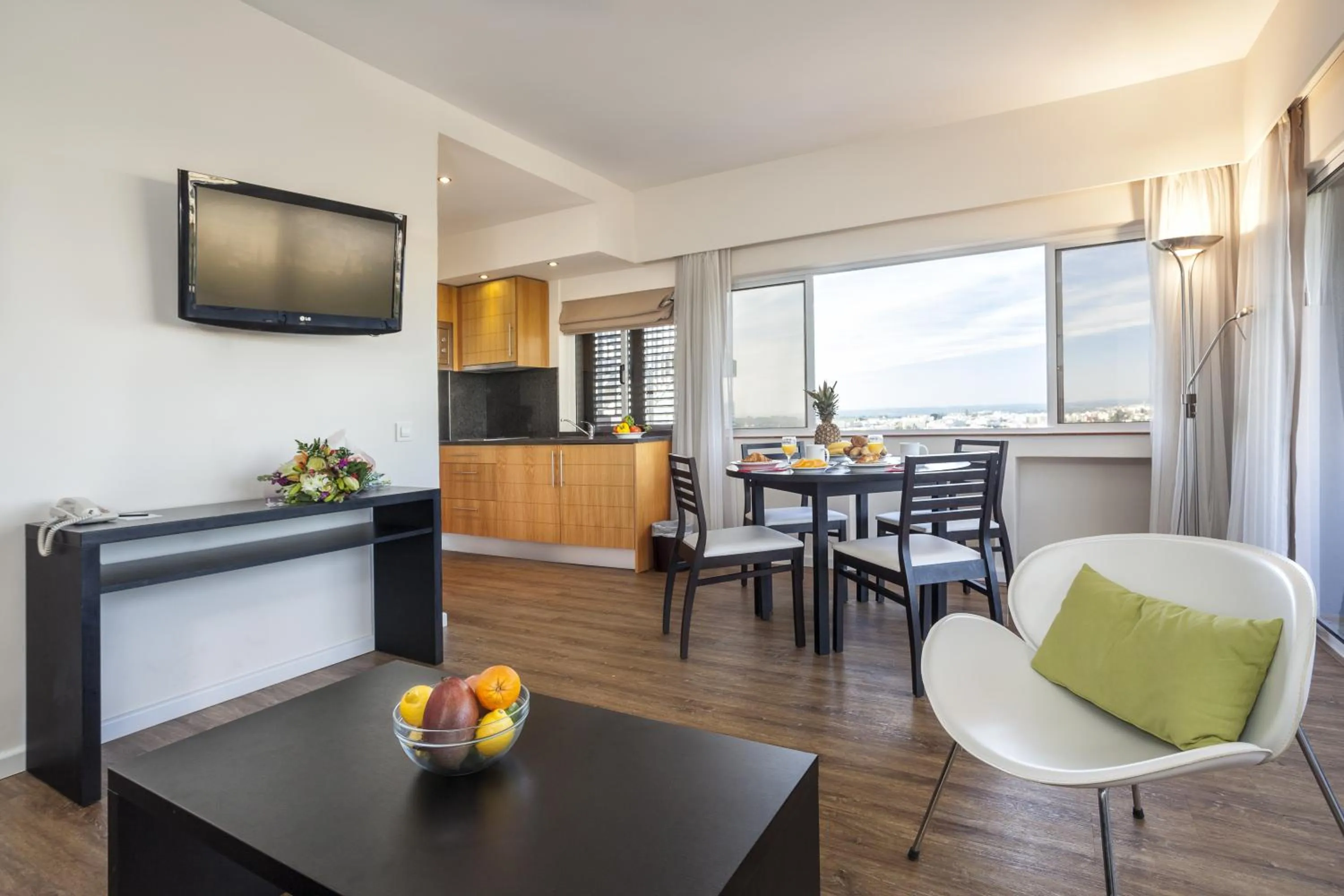 Living room in Pestana Alvor Atlantico Residences Beach Suites