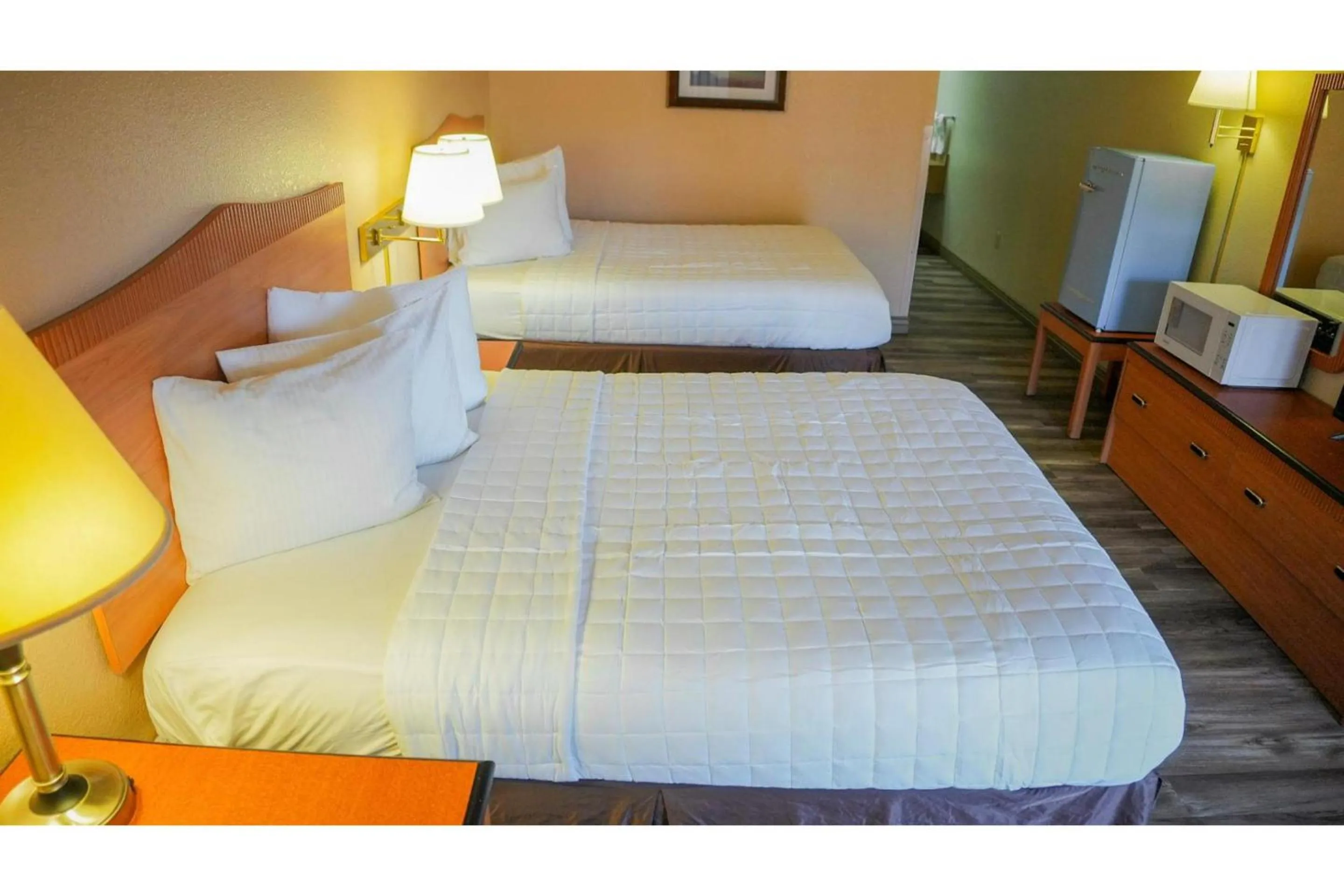 Bedroom in Sierra Inn