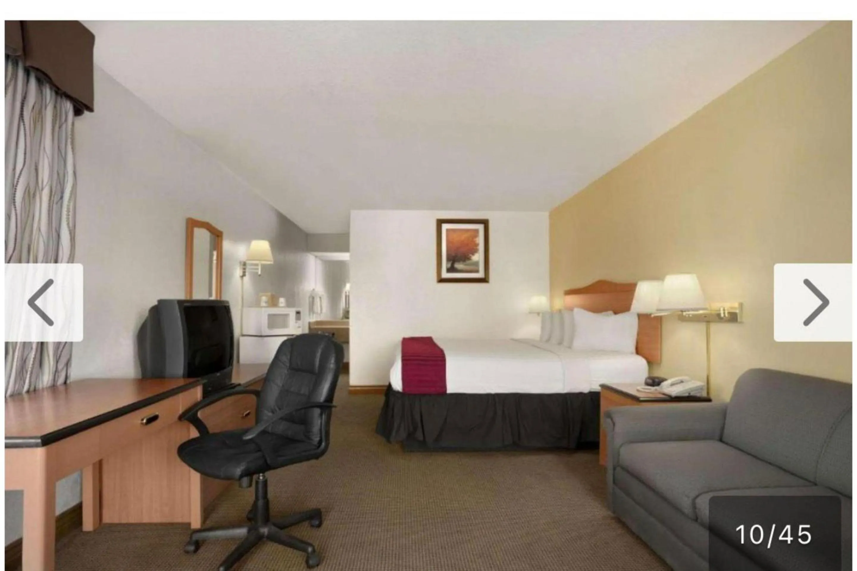 Bedroom in Sierra Inn