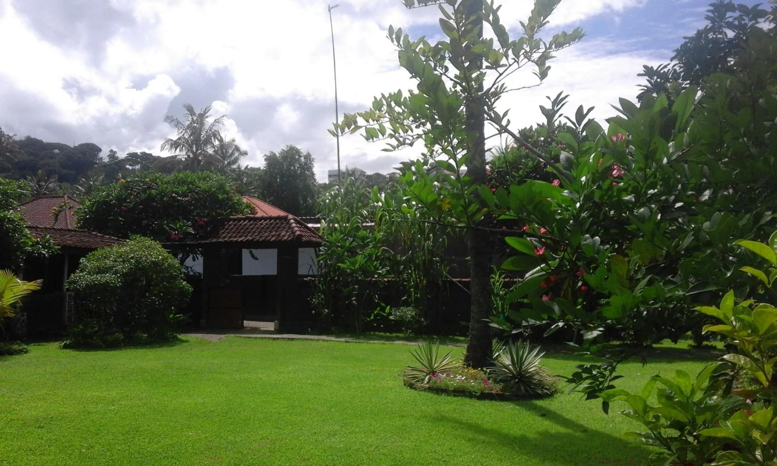 Garden in Indah Homestay and Cooking classes