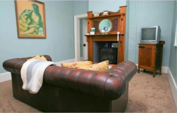 Bed in Westbury Gingerbread Cottages