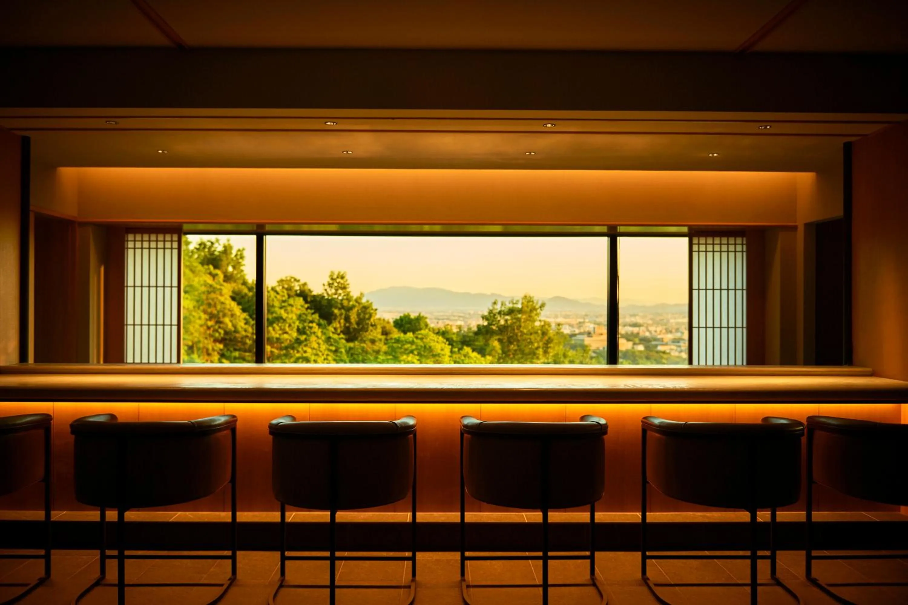 Lounge or bar in ANDO HOTEL NARA Wakakusayama -DLIGHT LIFE & HOTELS-
