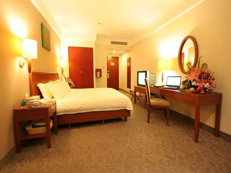 GreenTree Inn Dongguan Houjie Business Hotel