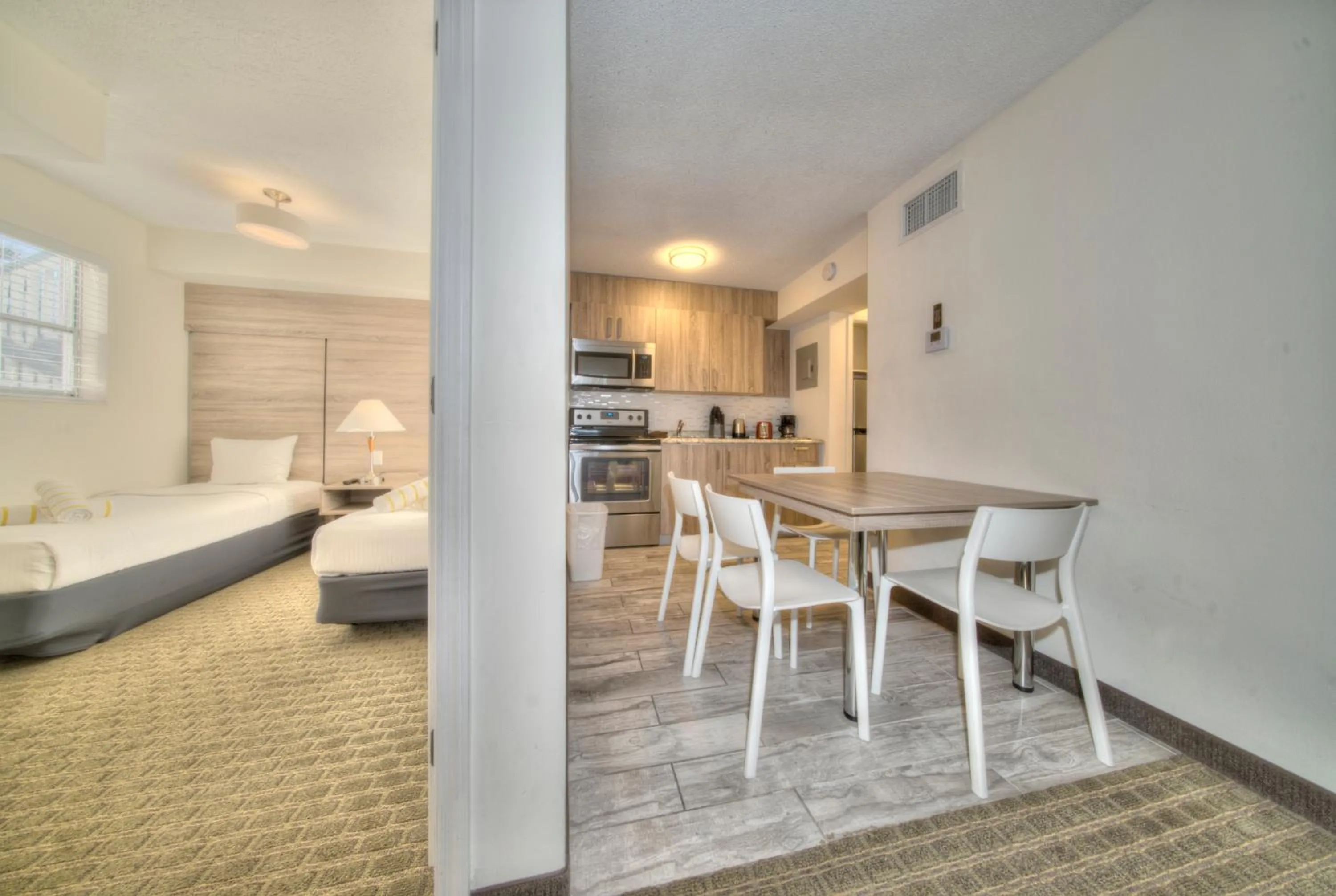 Dining area, Bed in Club Lux Resort By The Beach