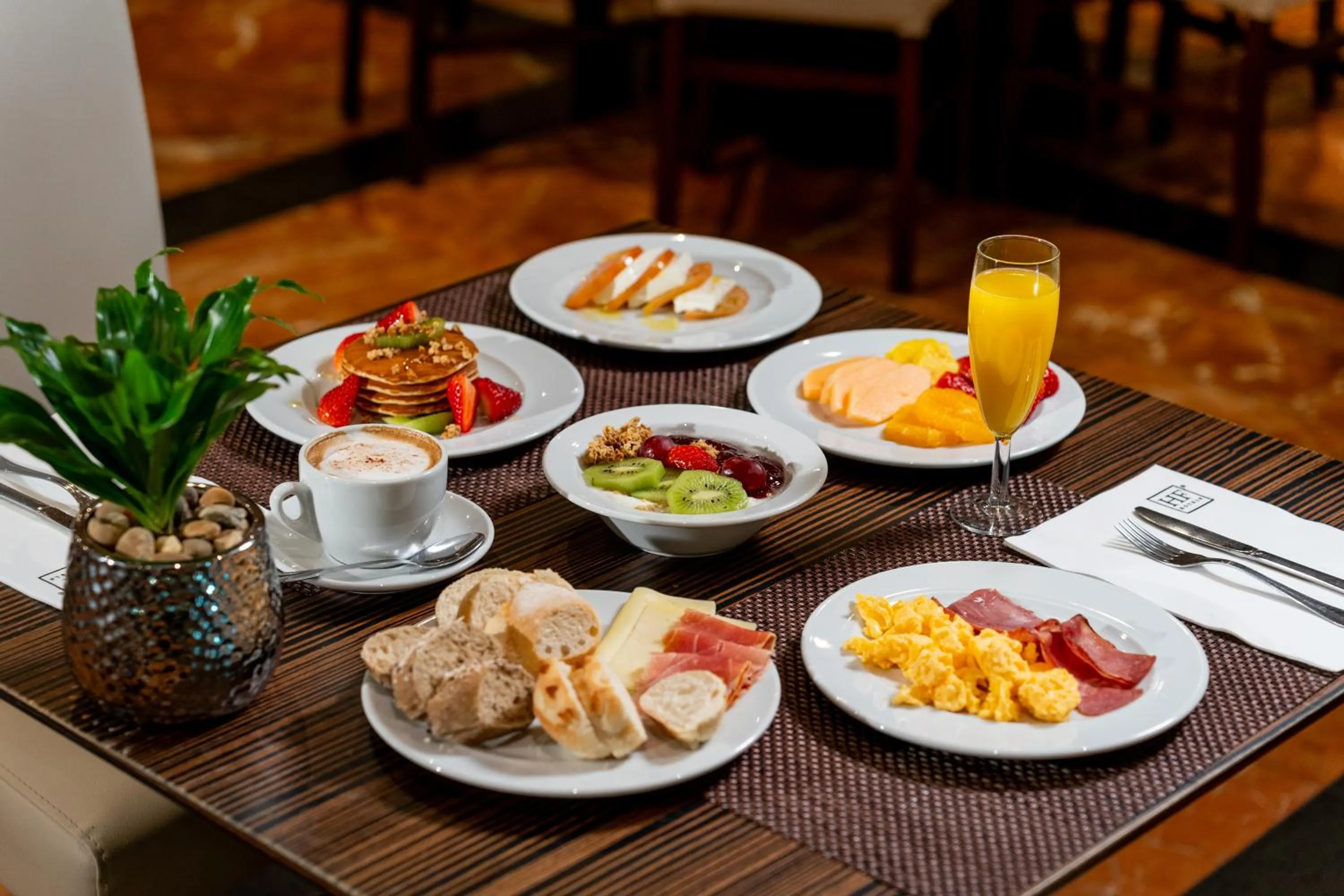 Breakfast in HF Ipanema Porto