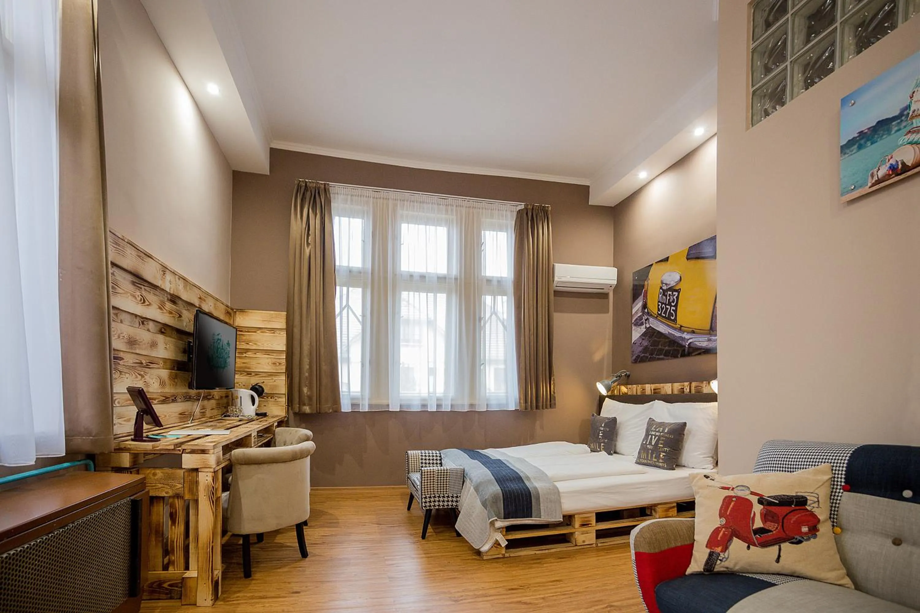 Photo of the whole room, Bed in Hotel Carpe Diem