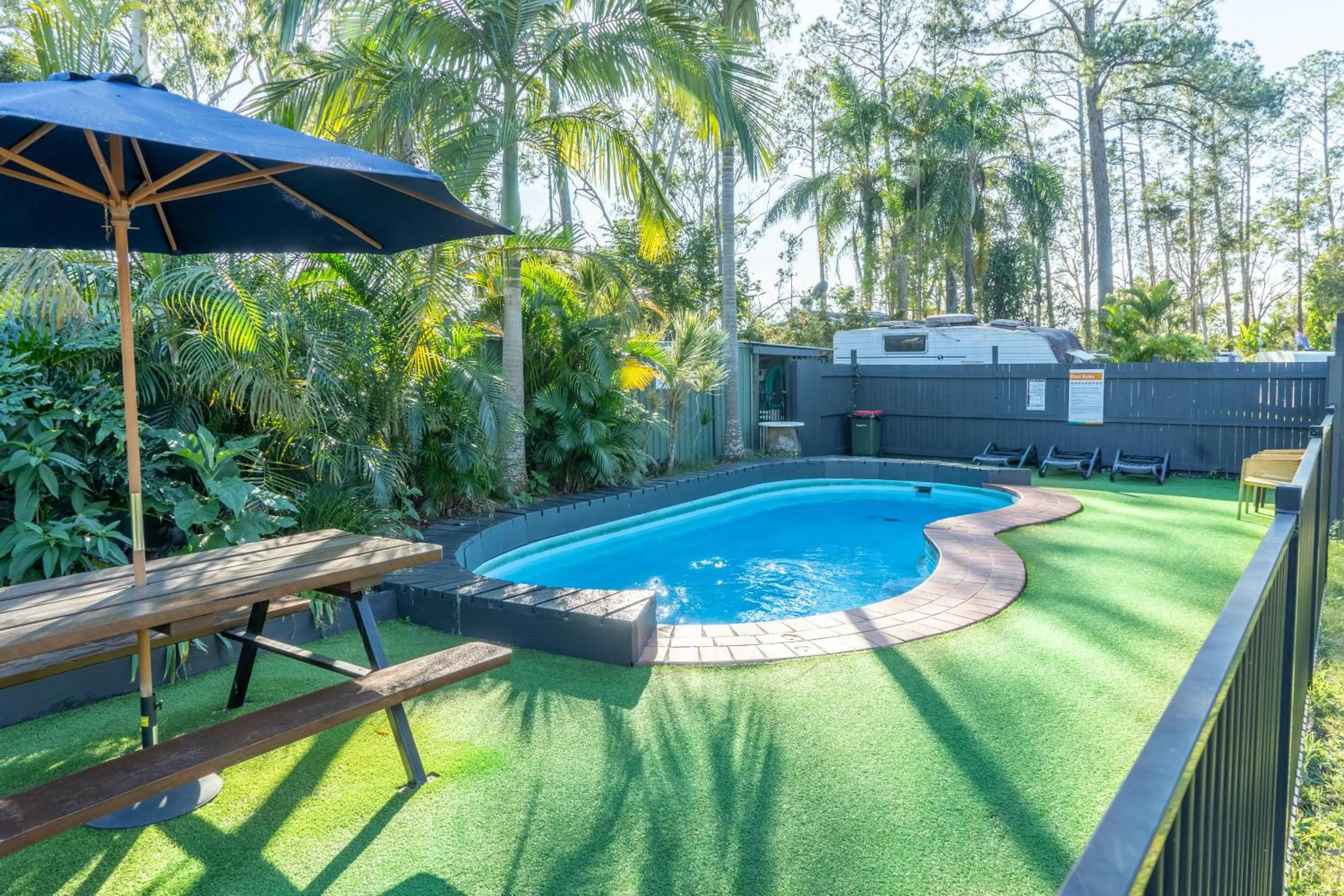 Swimming pool in Landsborough Holiday Park