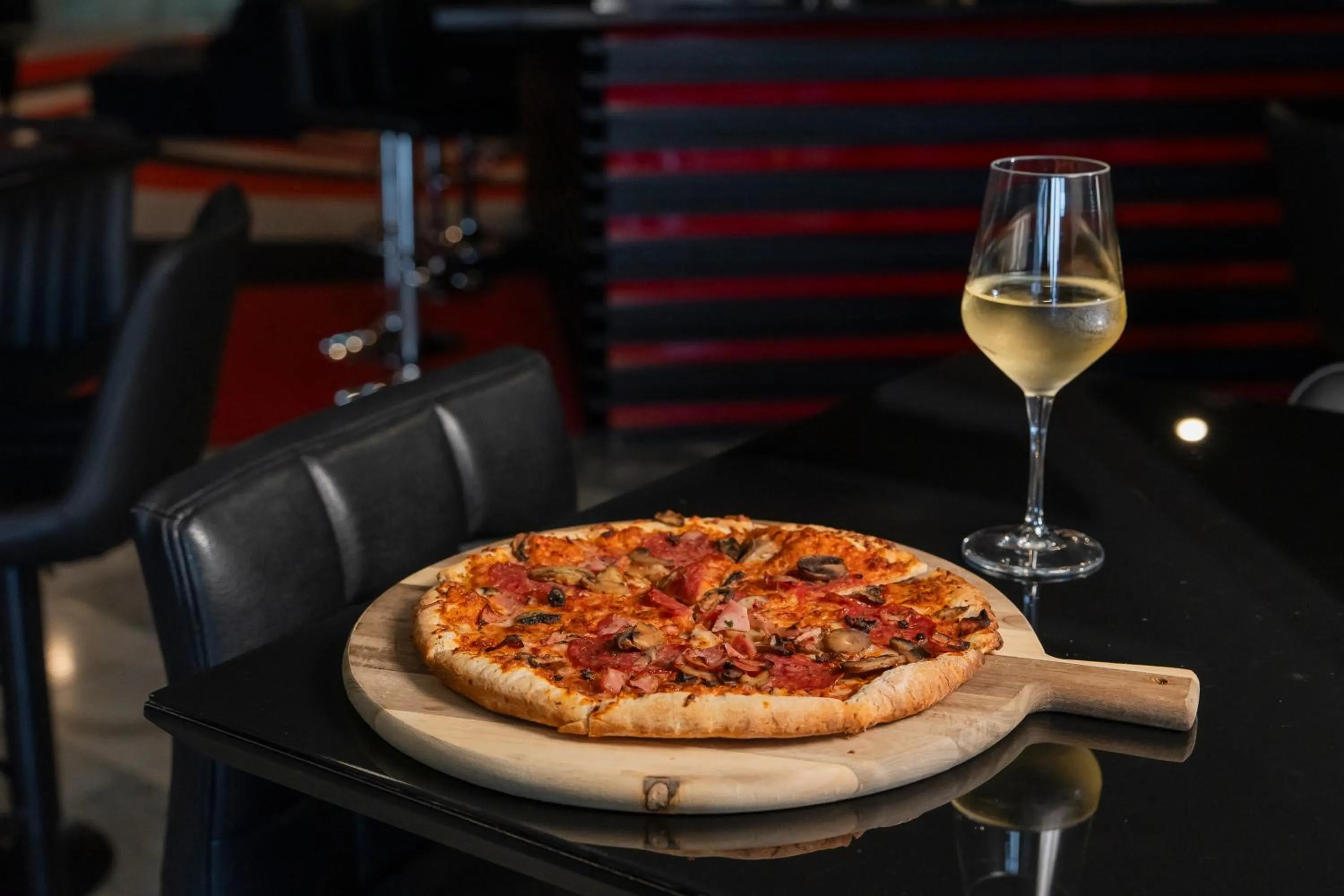 Restaurant/places to eat in HF Fénix Porto