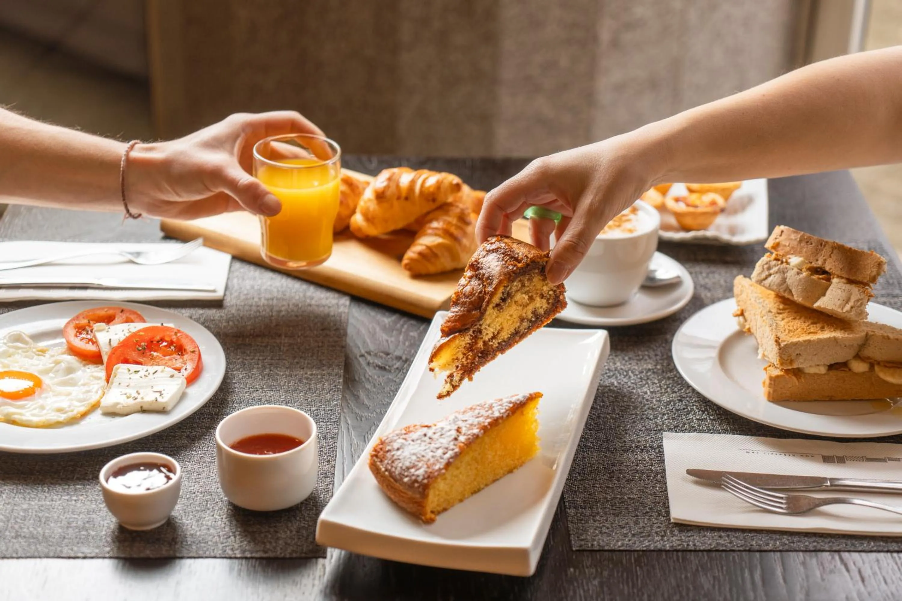 Restaurant/places to eat in HF Fénix Porto