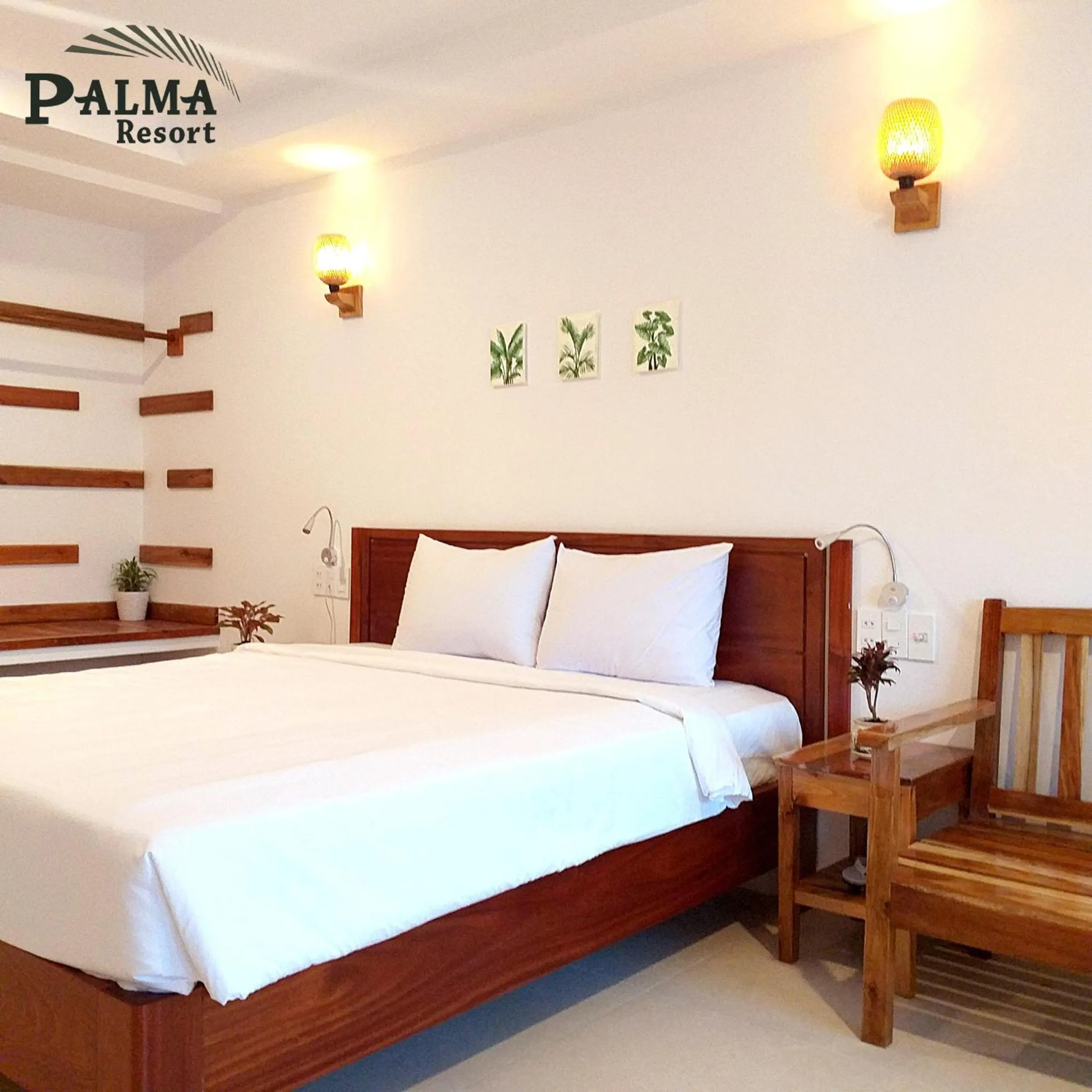 Property building, Bed in Palma Resort
