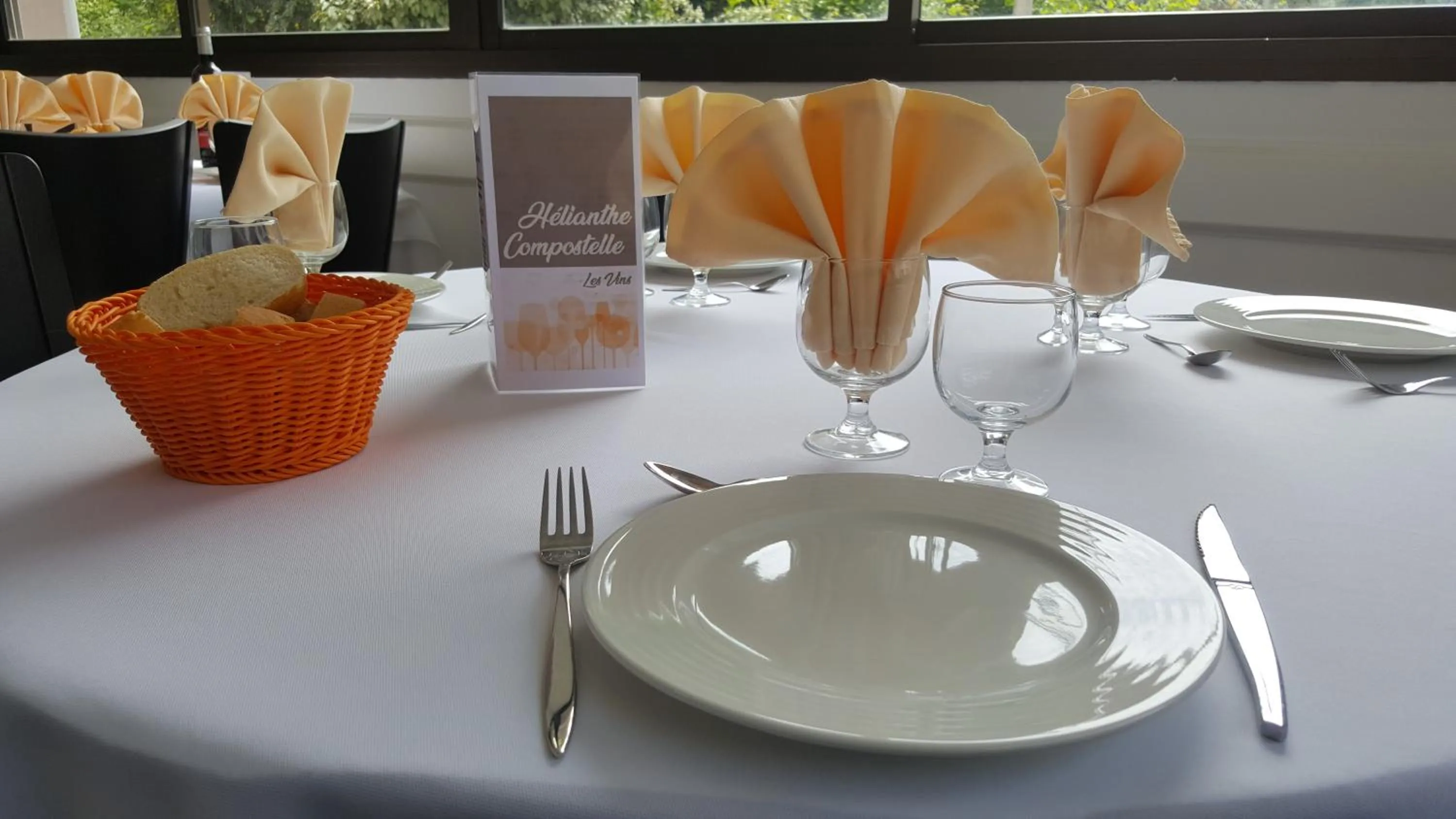 Restaurant/places to eat in Hôtel Compostelle