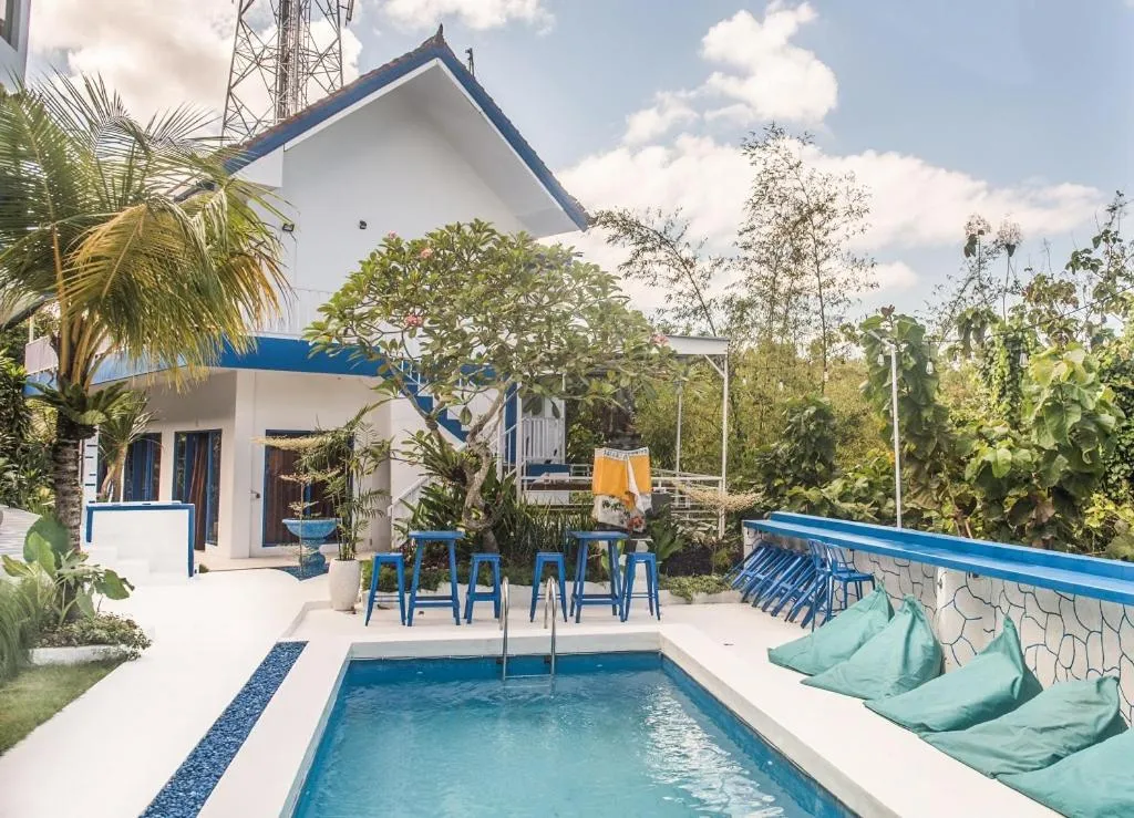 Swimming pool in Bombora Surf Camp